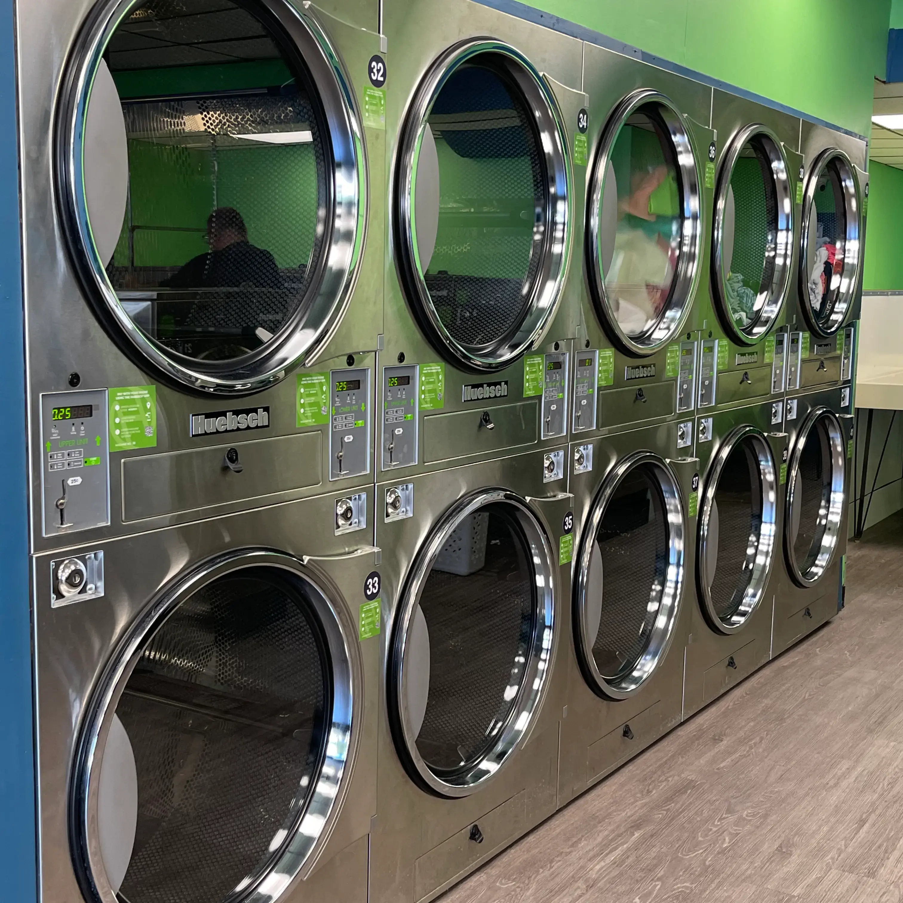 Homestead Coin Laundry - Image 19