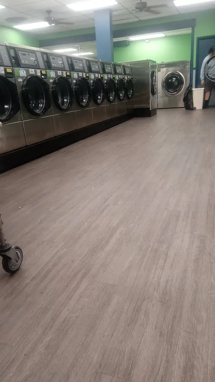 Homestead Coin Laundry thumbnail 14