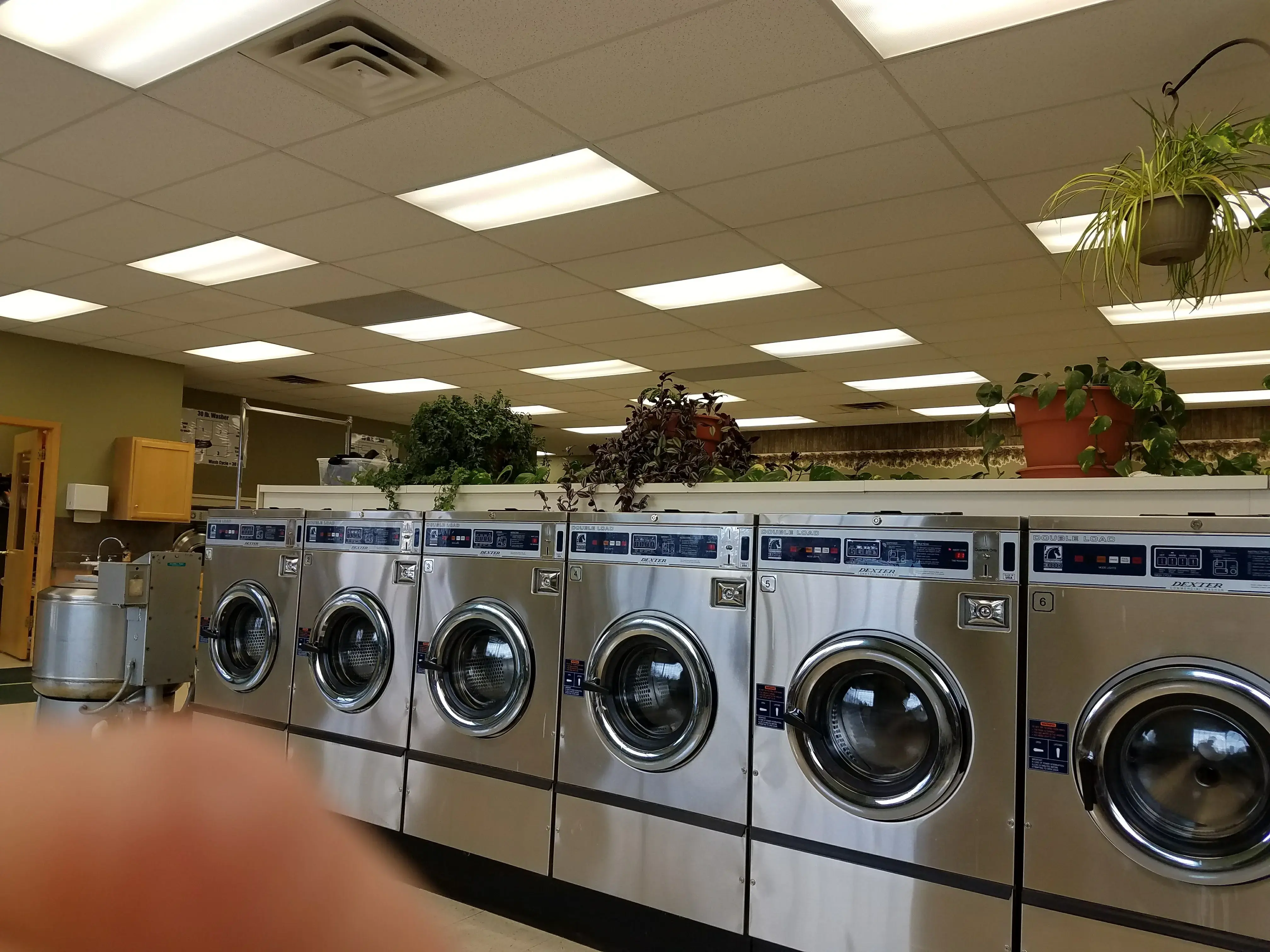 Hometown Laundry - Mound thumbnail 12