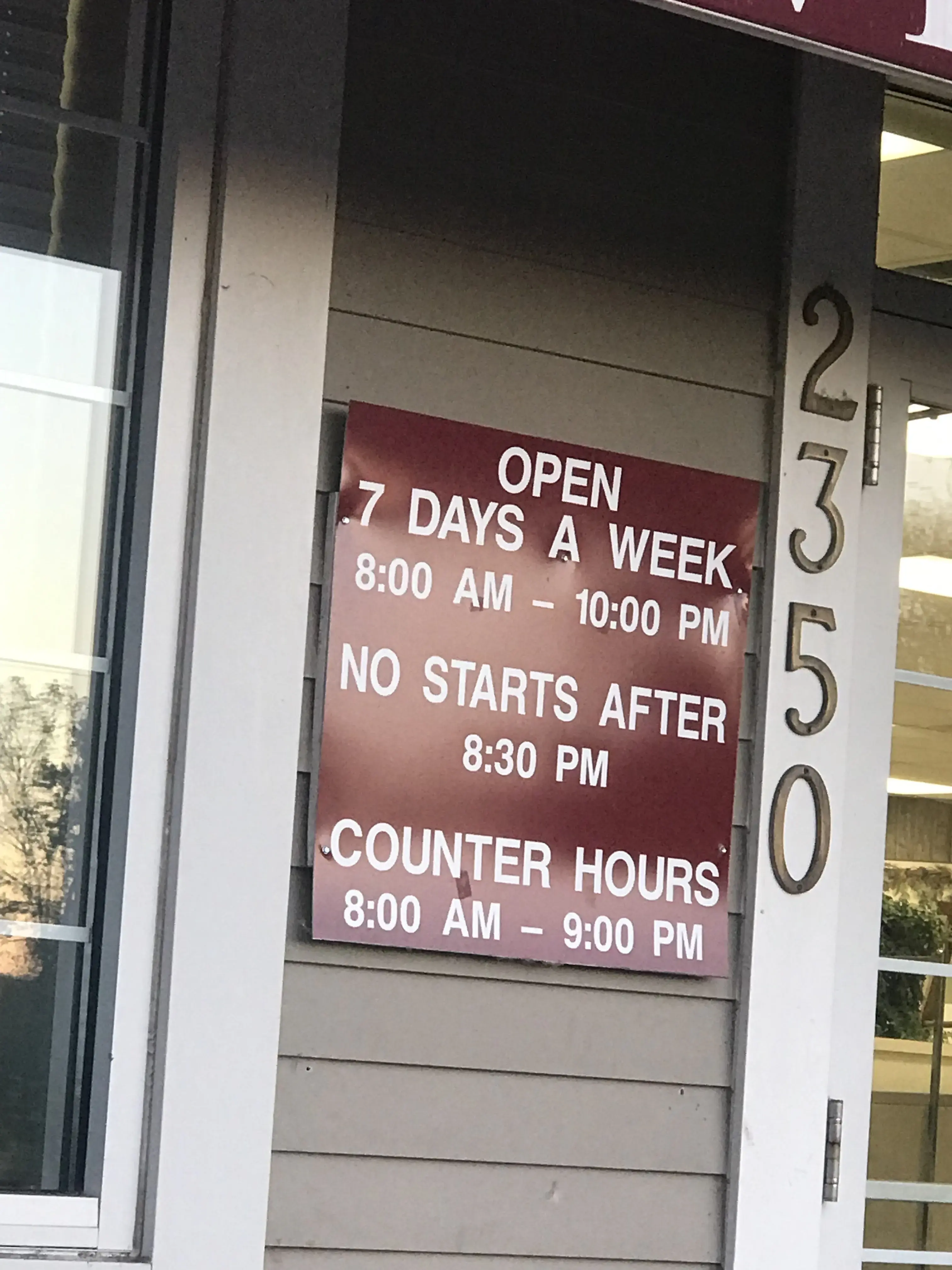 Hometown Laundry - Mound thumbnail 7