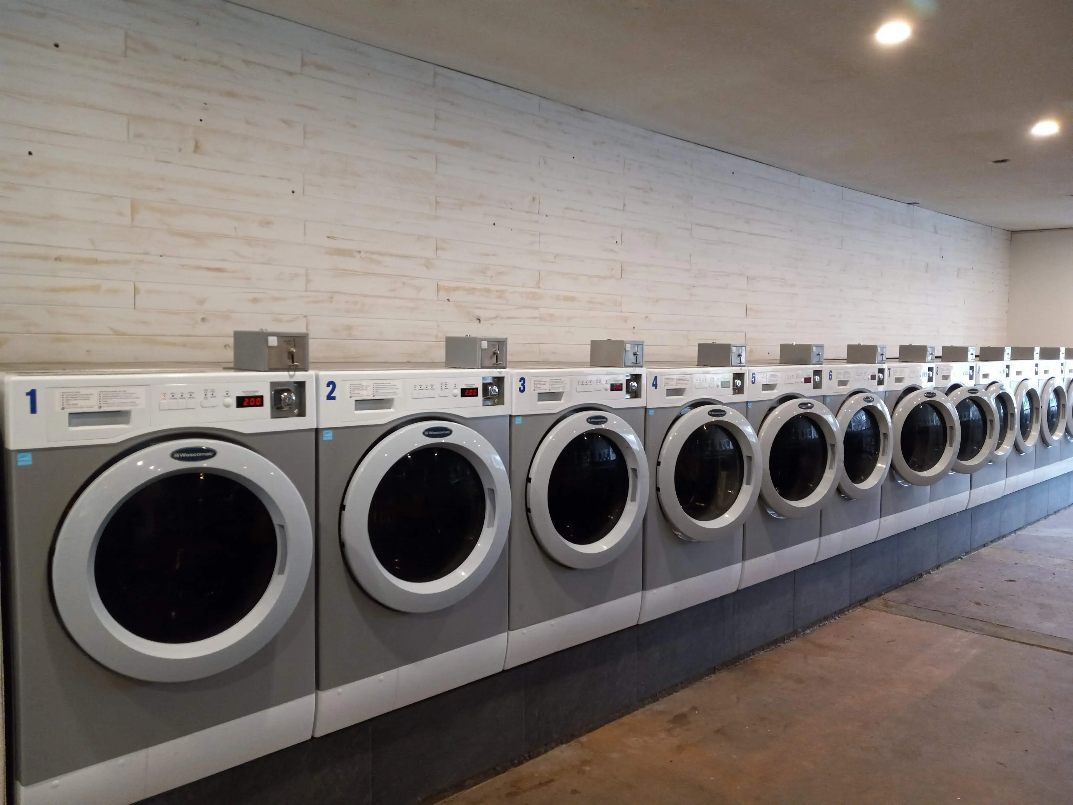 Hometown Laundry Co. thumbnail 6