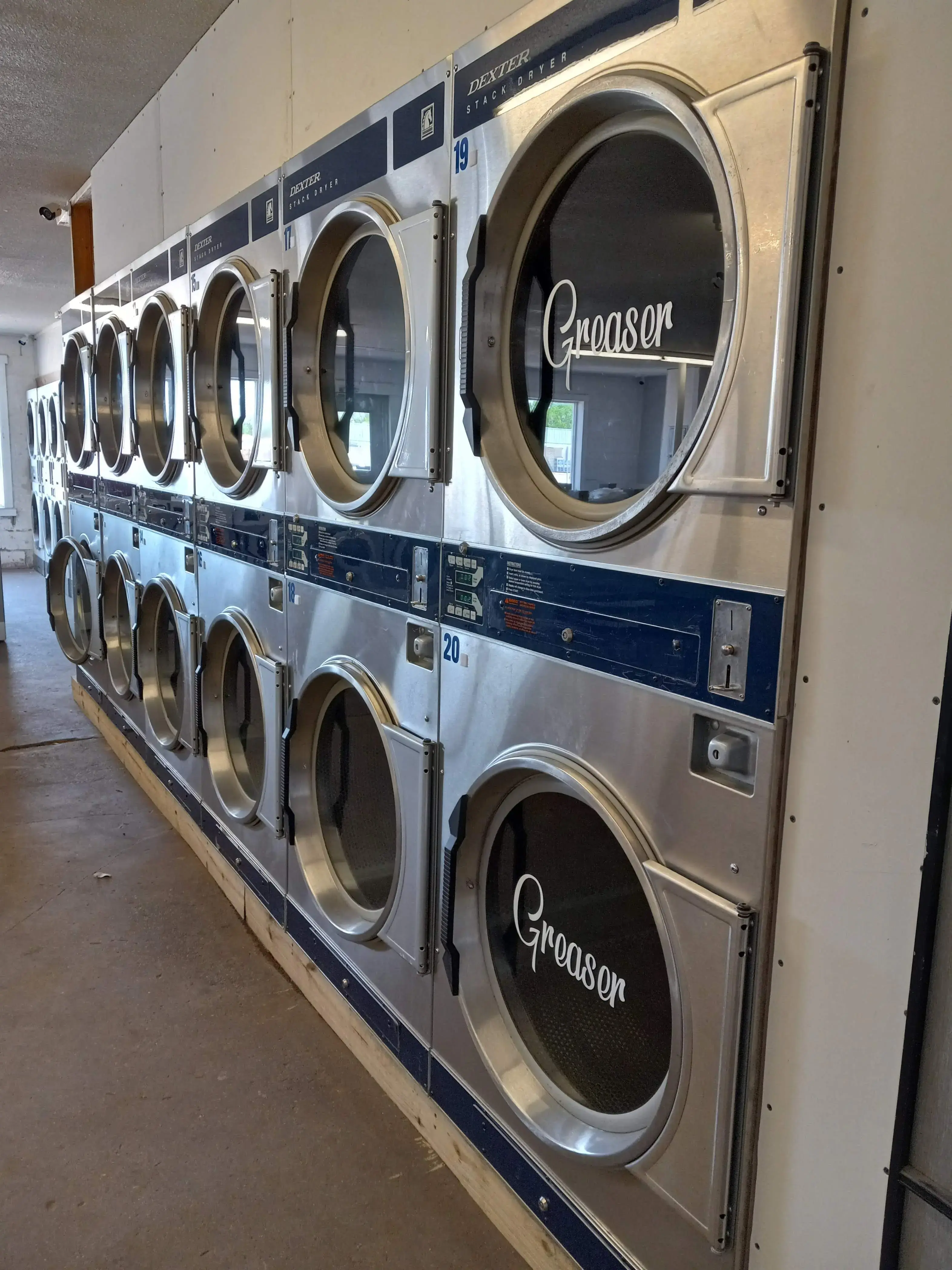 Hometown Laundry Co. thumbnail 3