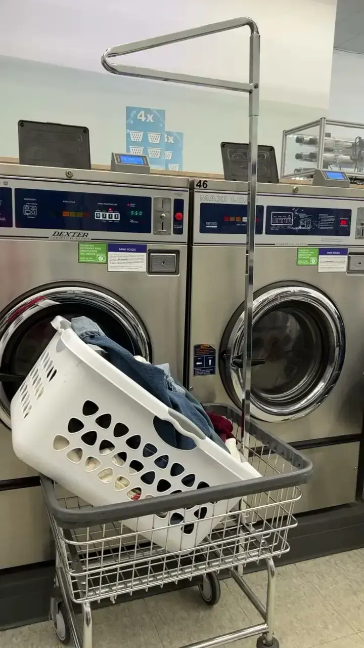Hometown Laundry Wash & Fold - Image 2