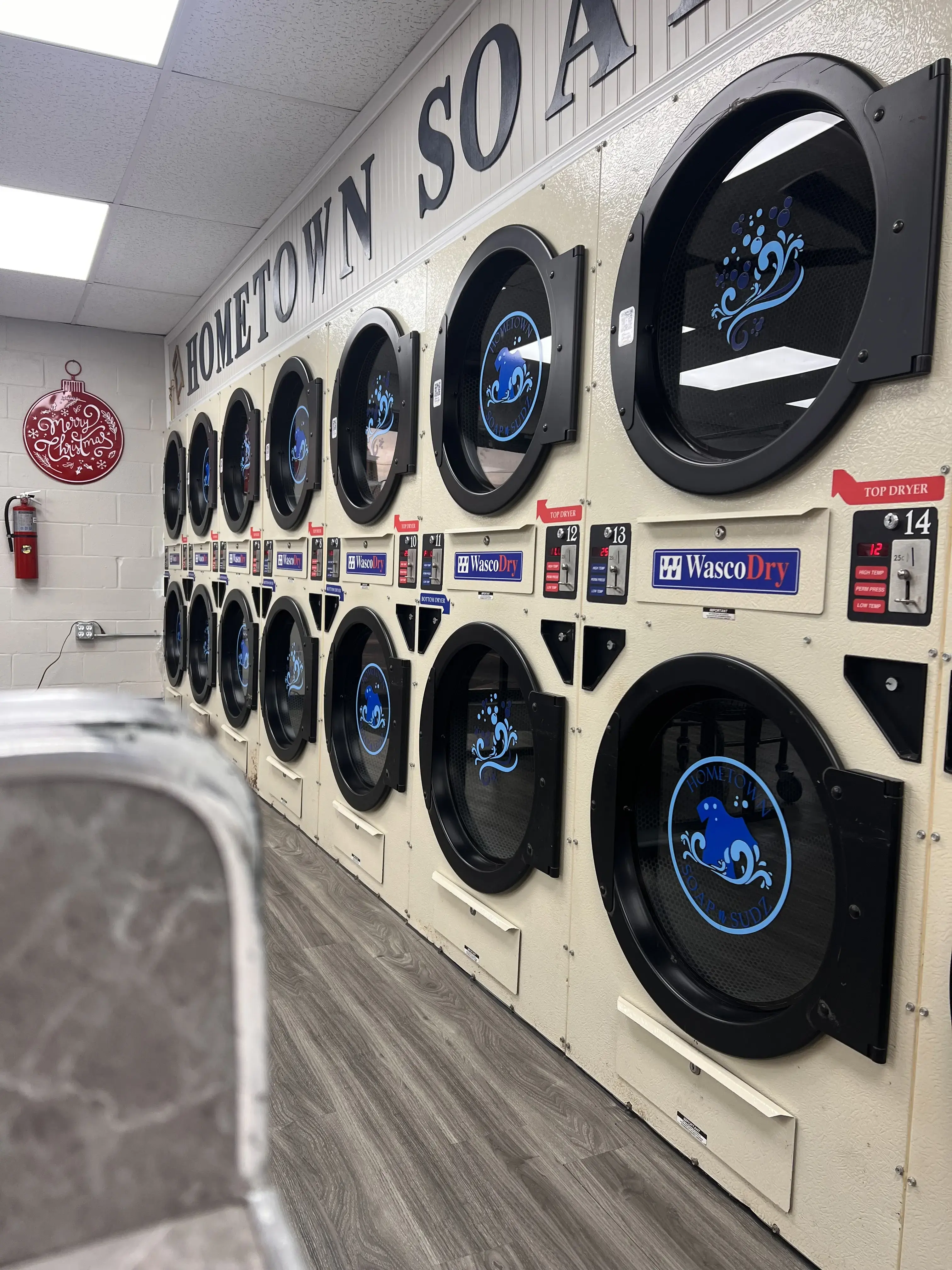 Hometown Soap n Sudz Laundromat - Image 15