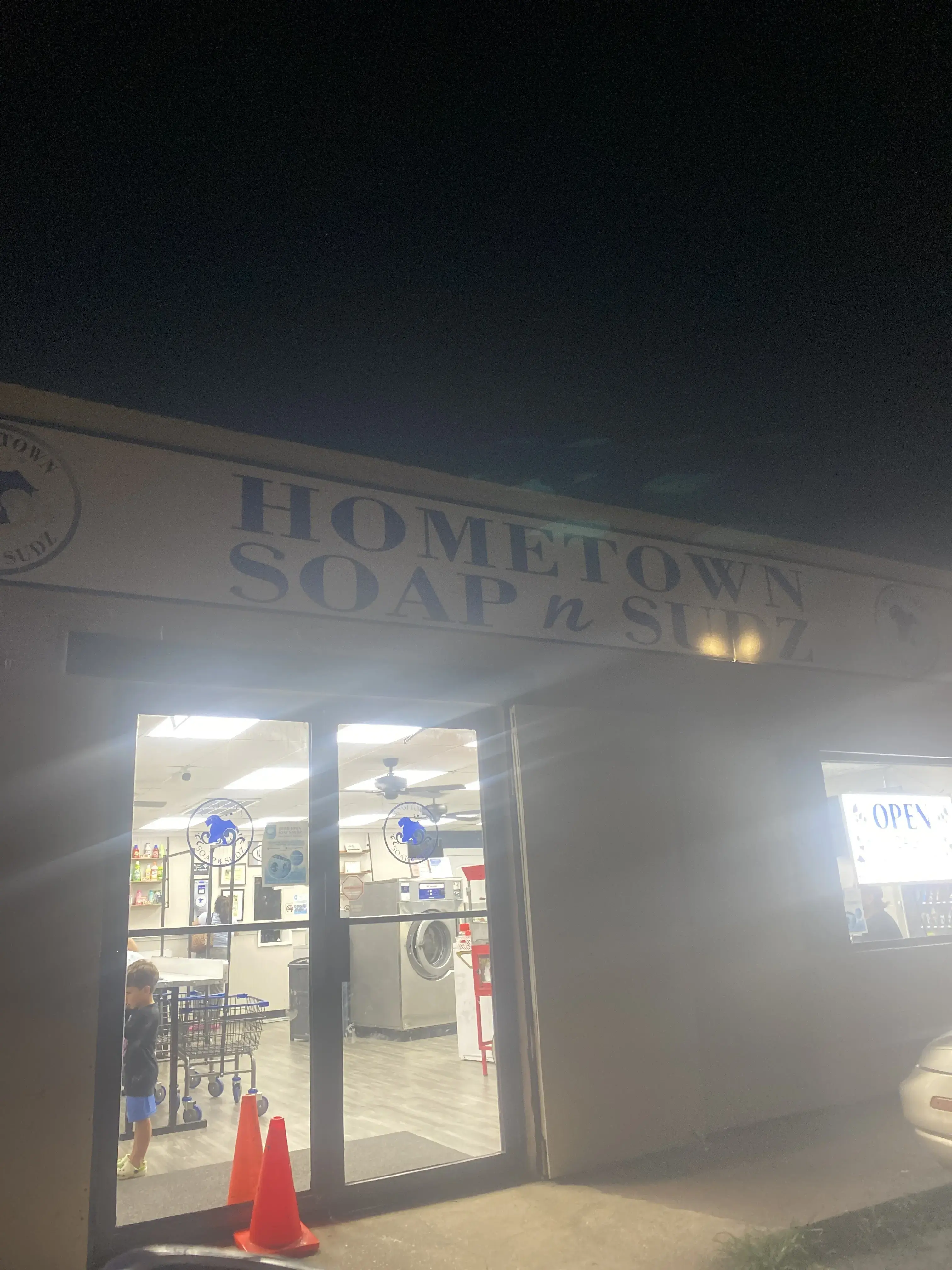 Hometown Soap n Sudz Laundromat - Image 10