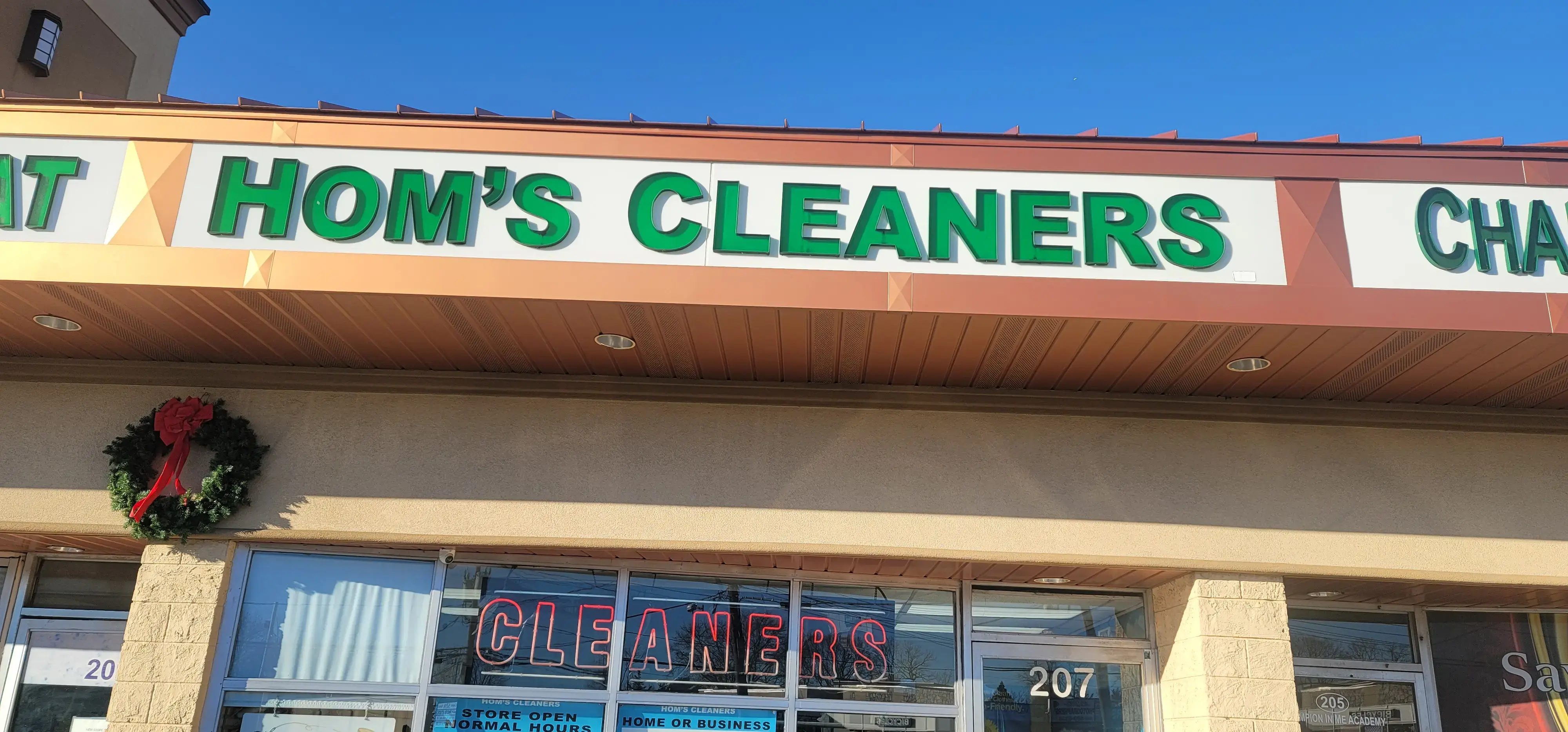 Hom's Dry Cleaners - Image 5