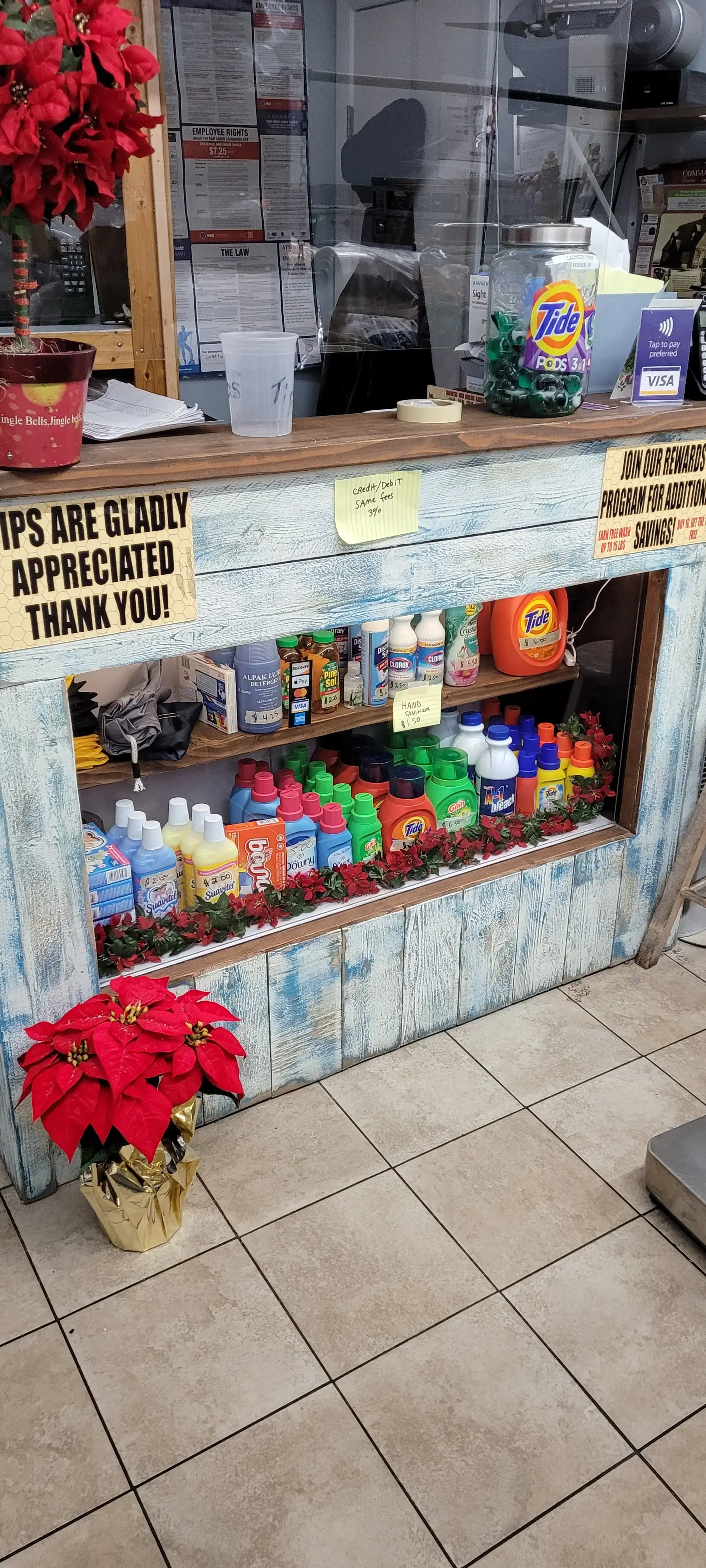 Honey Bee Launderette thumbnail 8