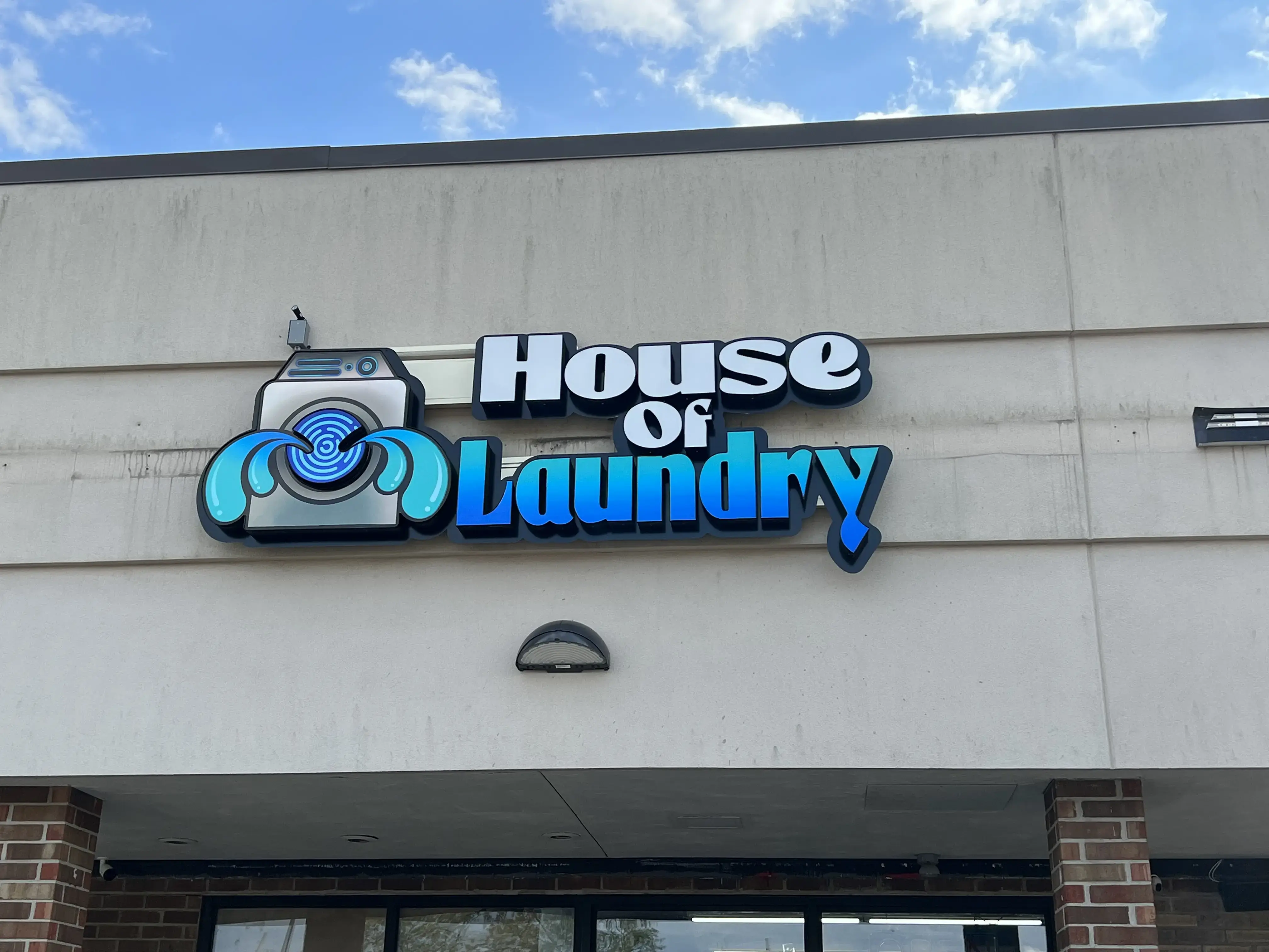 House of Laundry thumbnail 5