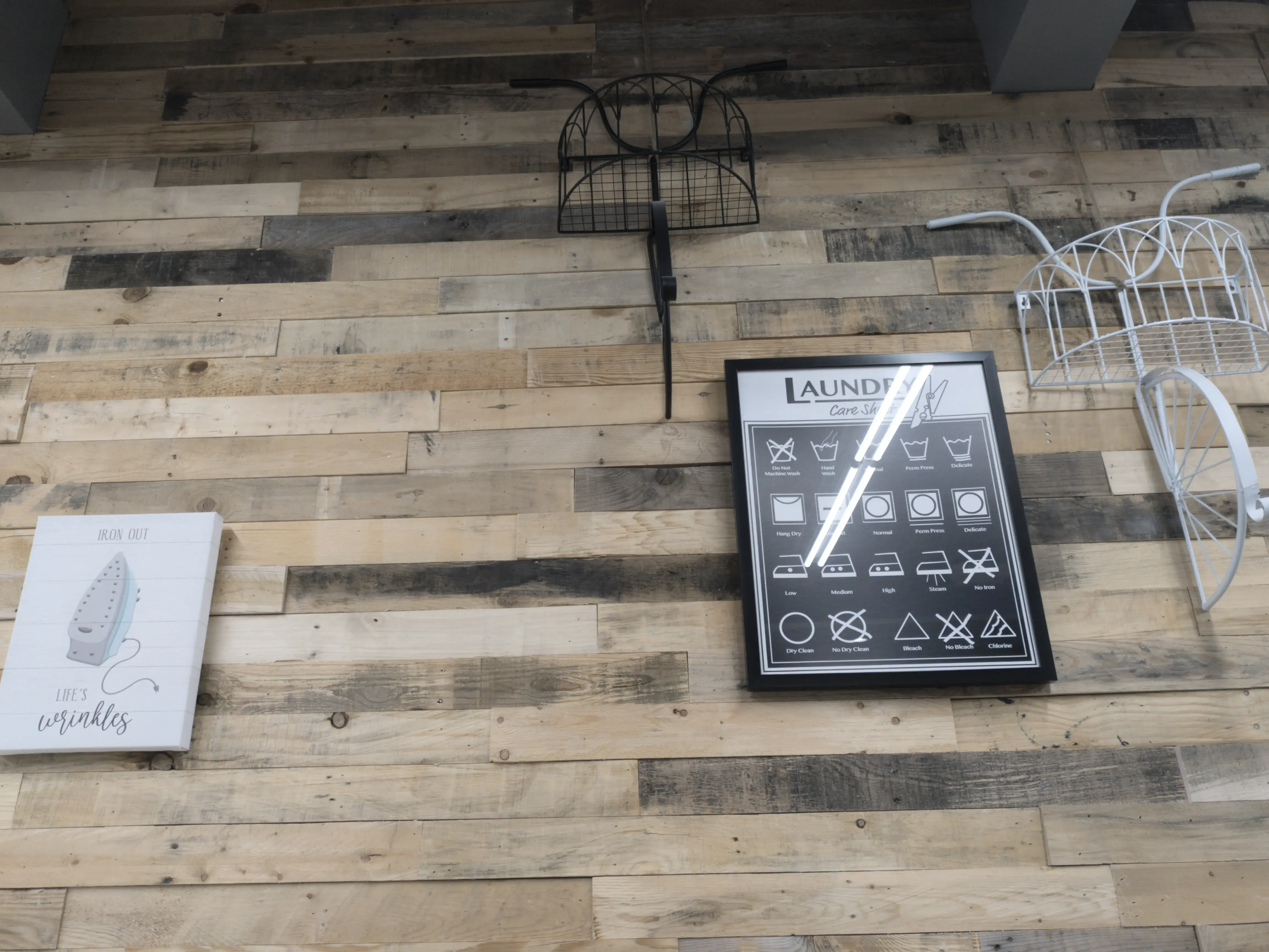 House of Laundry thumbnail 8