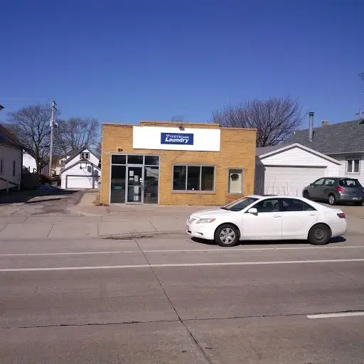Howell Laundromat - Image 2