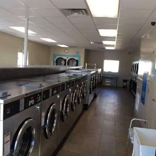 Howell Laundromat - Image 8
