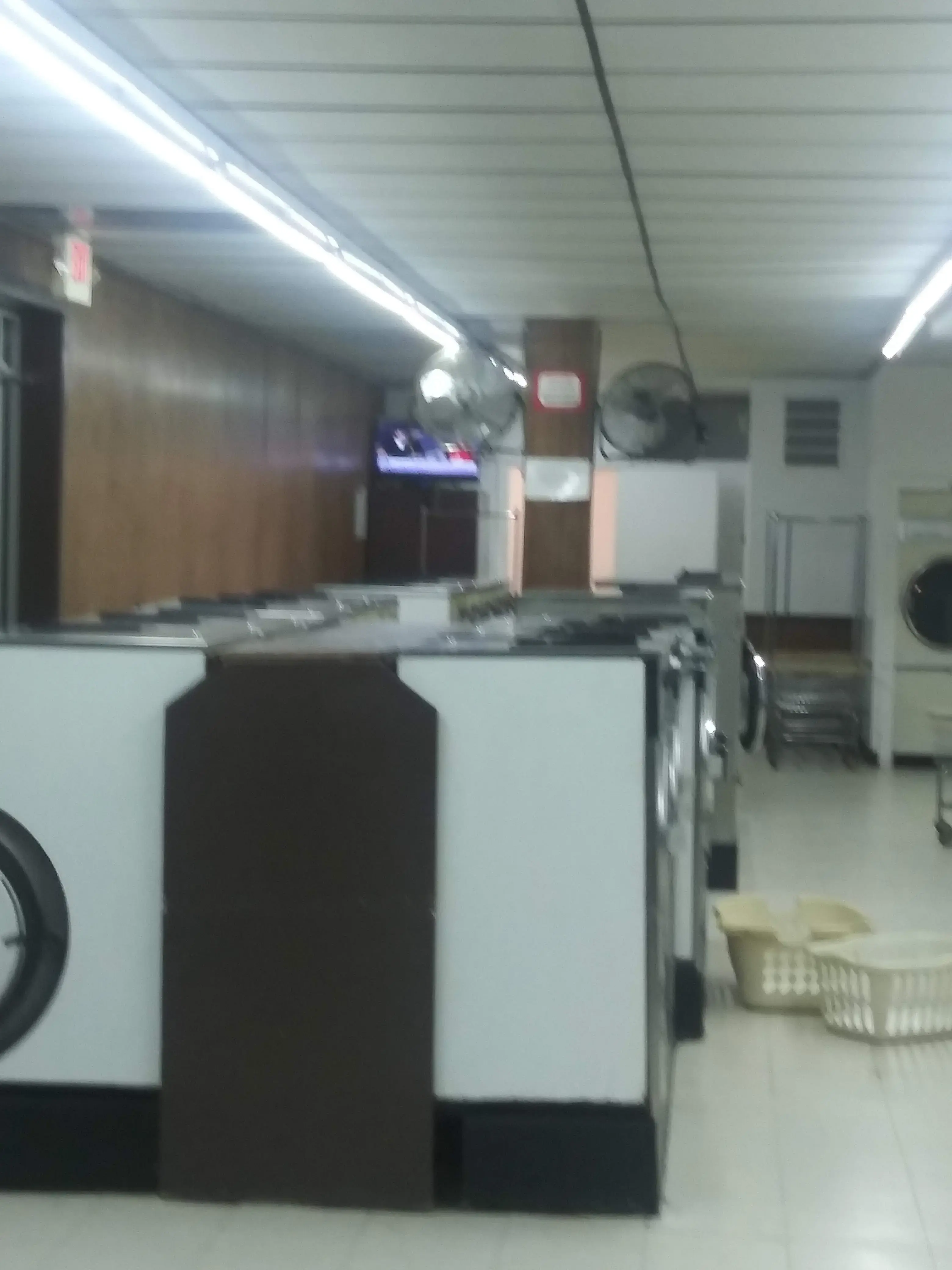 Hubbard Laundromat thumbnail 18