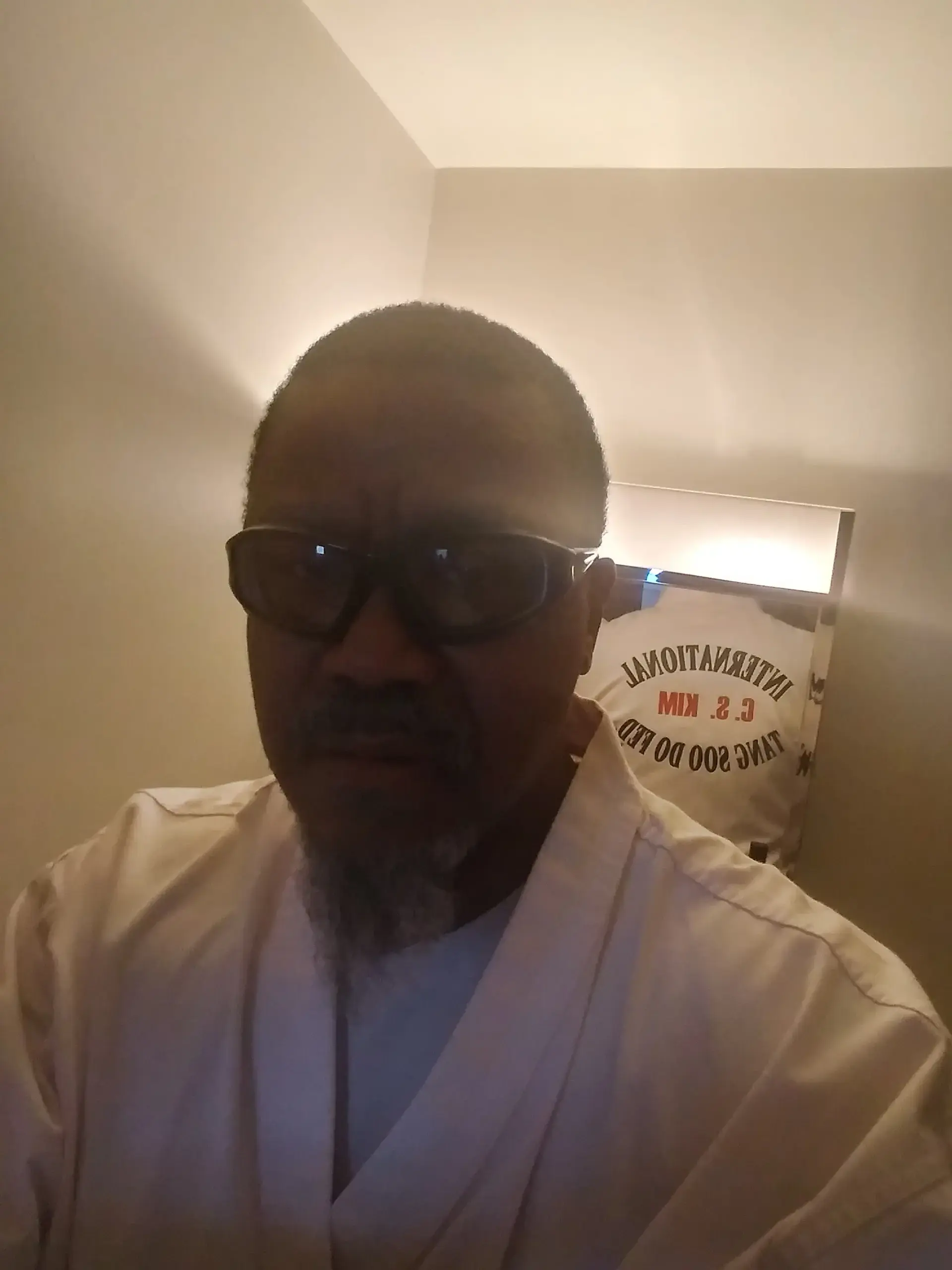 Hubbard Laundromat - Image 20