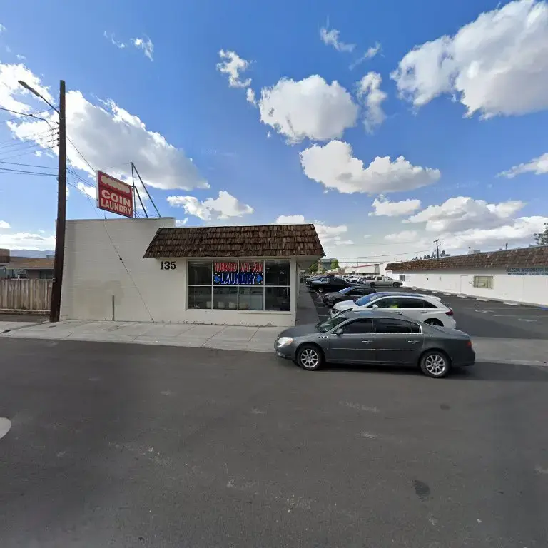 Hubbard Way Coin Laundry - Image 10