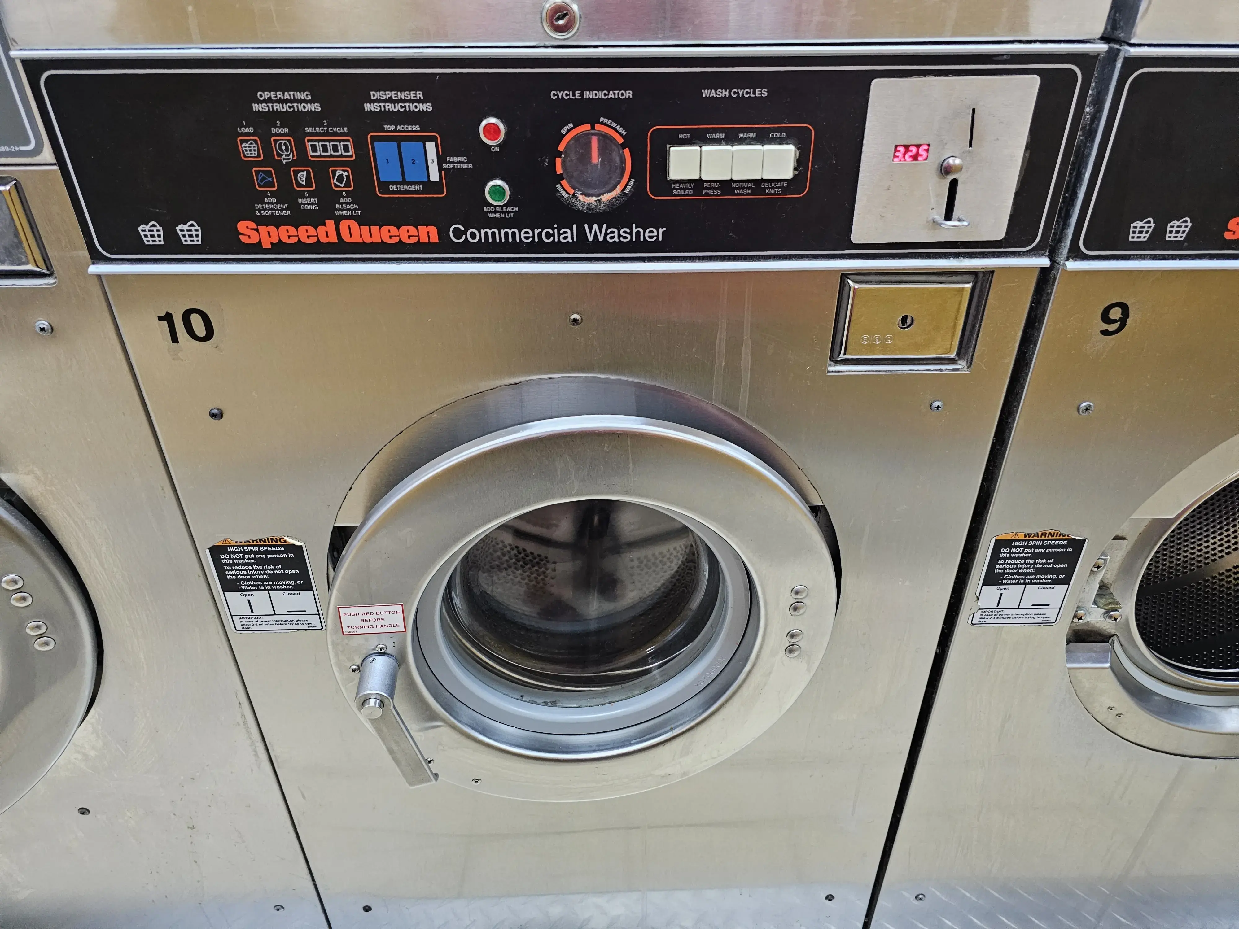Hudson Laundromat & Dry Cleaners thumbnail 15