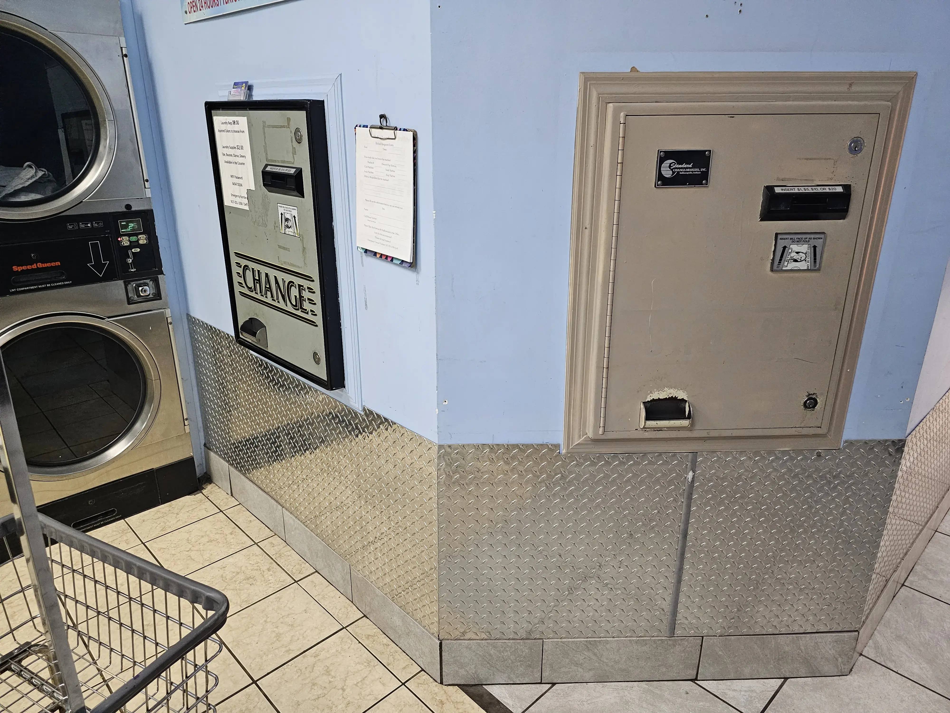Hudson Laundromat & Dry Cleaners thumbnail 8