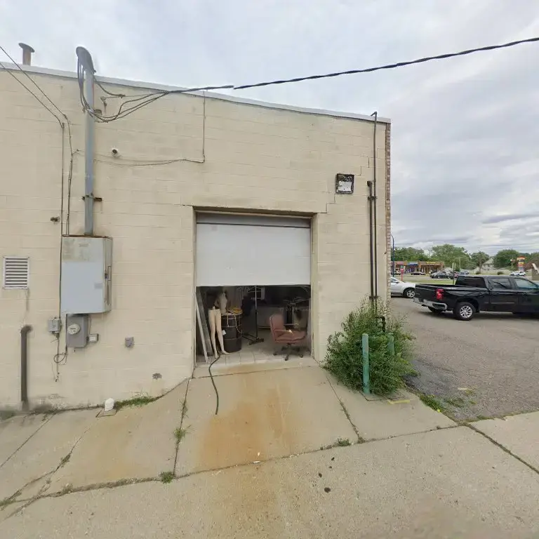 Hudson's Dry Cleaners thumbnail 3