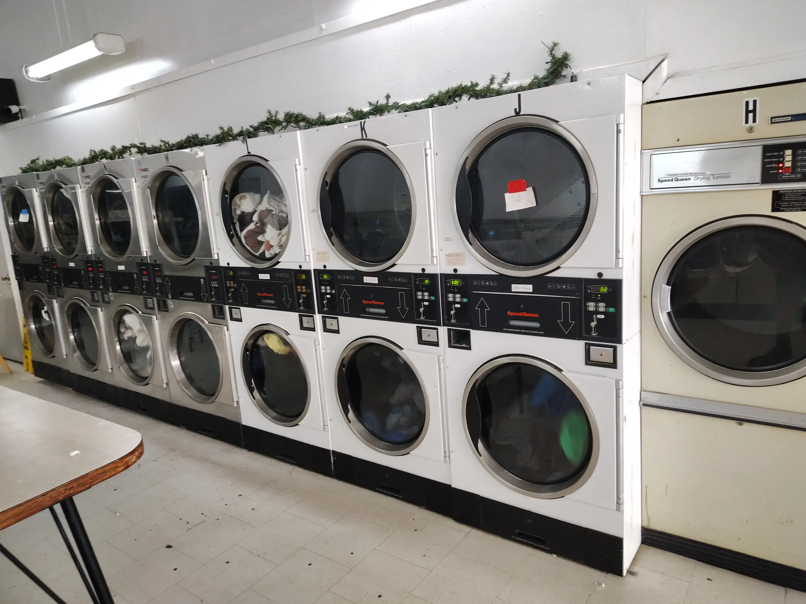 Hughson Laundry Room - Image 8