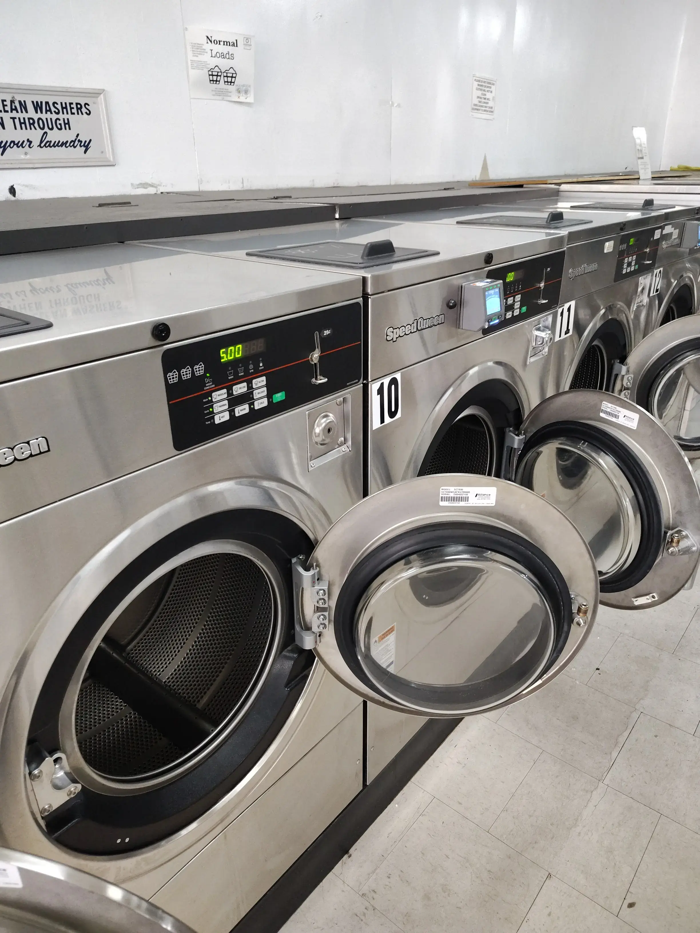 Hughson Laundry Room thumbnail 15