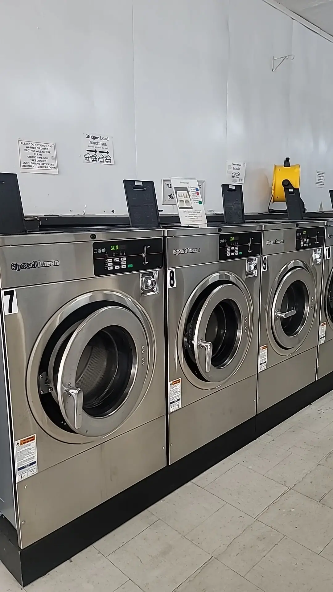 Hughson Laundry Room thumbnail 18