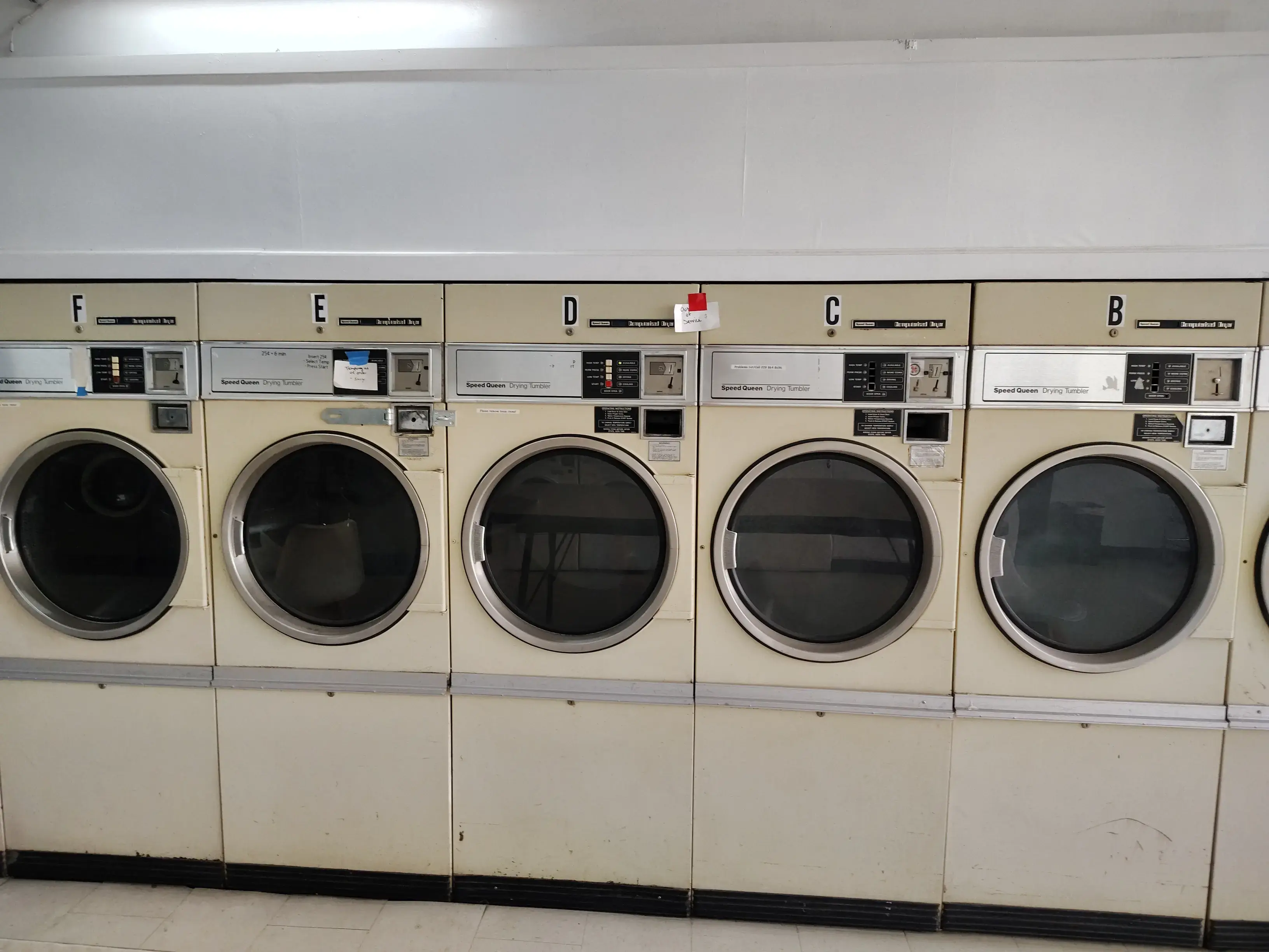 Hughson Laundry Room - Image 13
