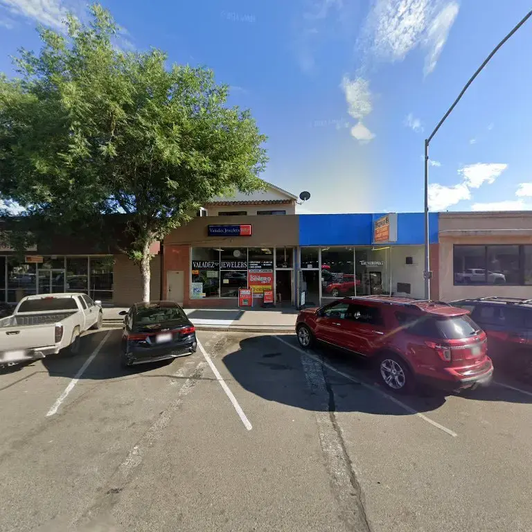 Hughson Laundry Room thumbnail 19