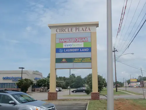 Hull Street Laundry Land Laundromat - Image 10