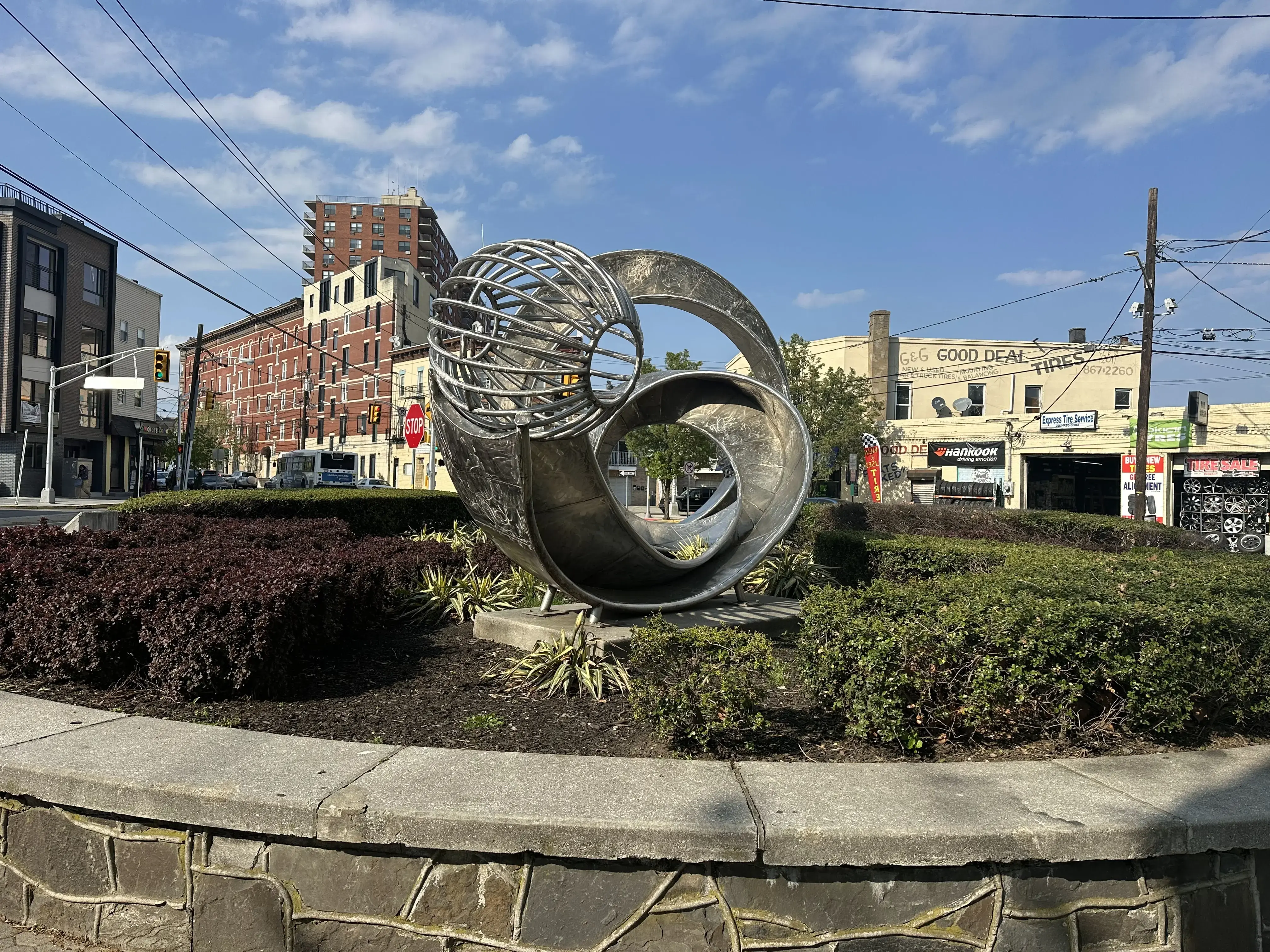 Humble family laundromat thumbnail 4