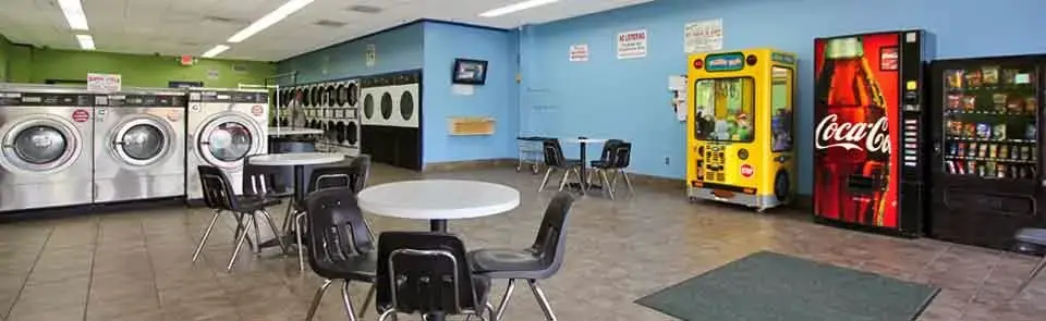 Hunter's Coin Laundry thumbnail 14