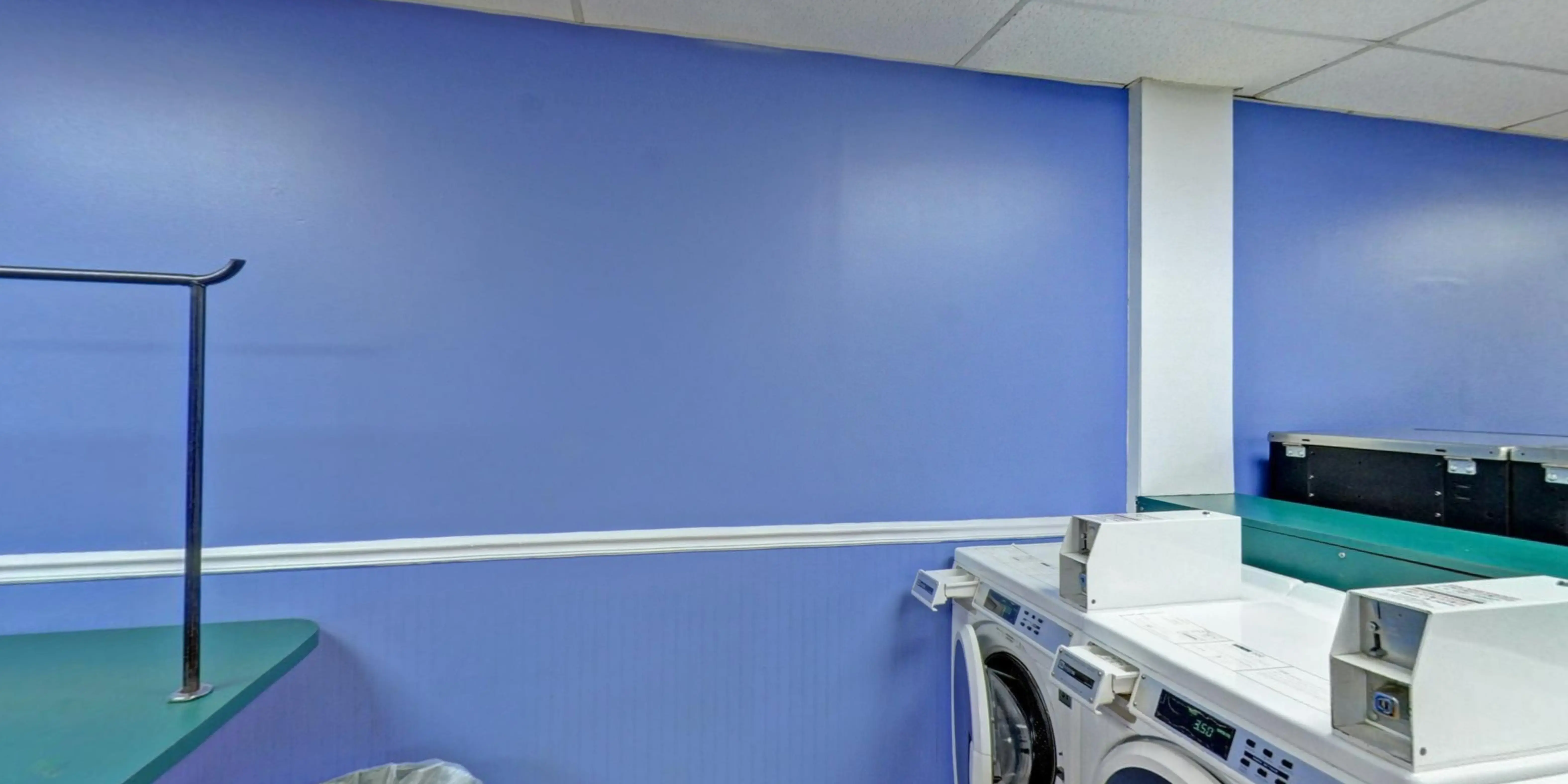 Hunter's Laundry #2 thumbnail 1