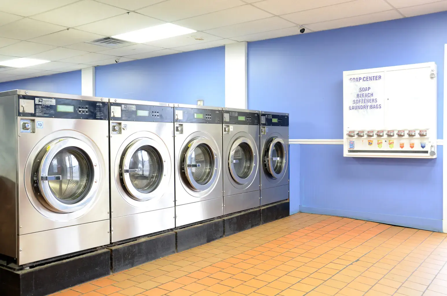 Hunter's Laundry #2 thumbnail 20