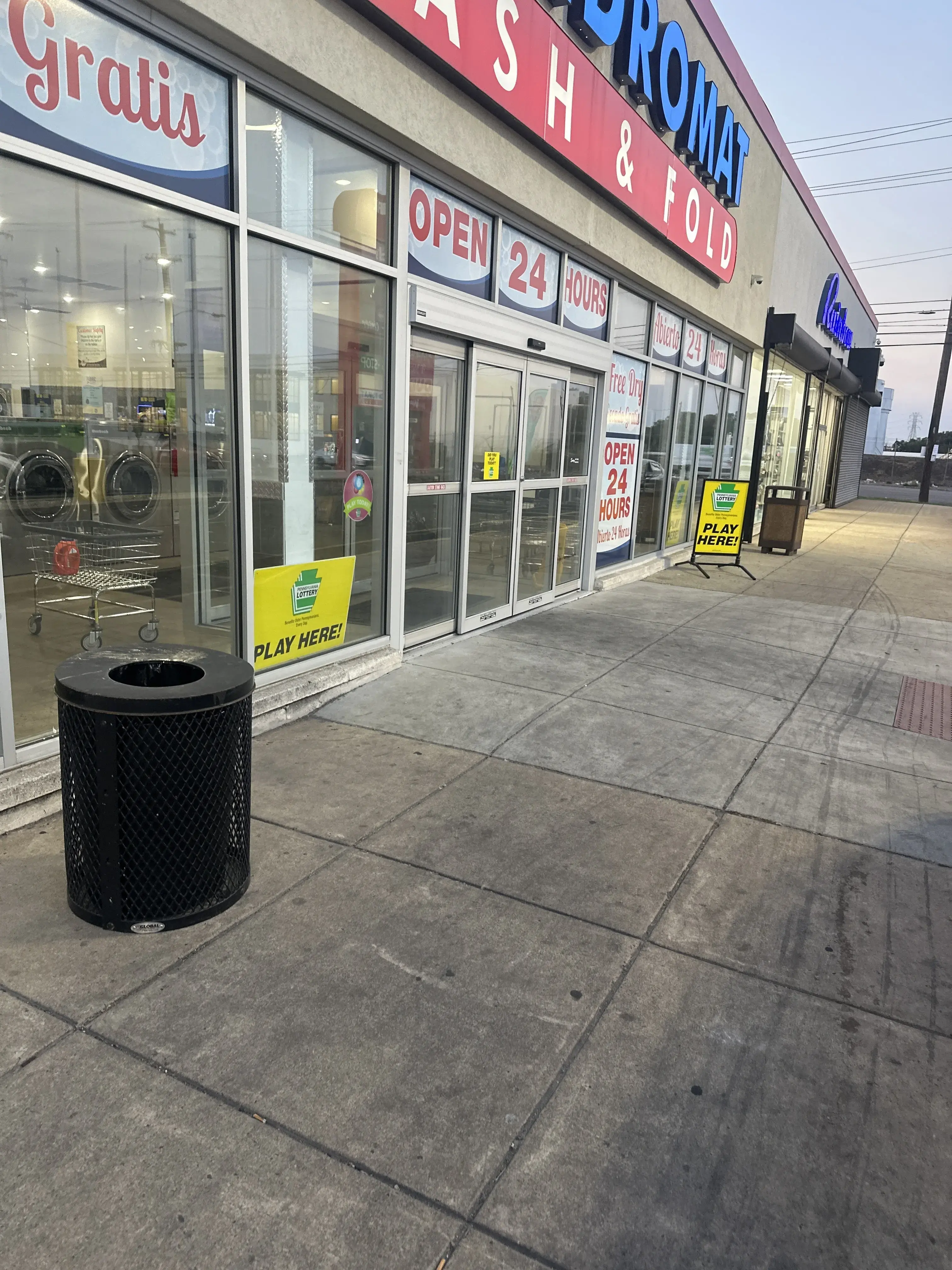 Hunting Park Laundry Zone thumbnail 4