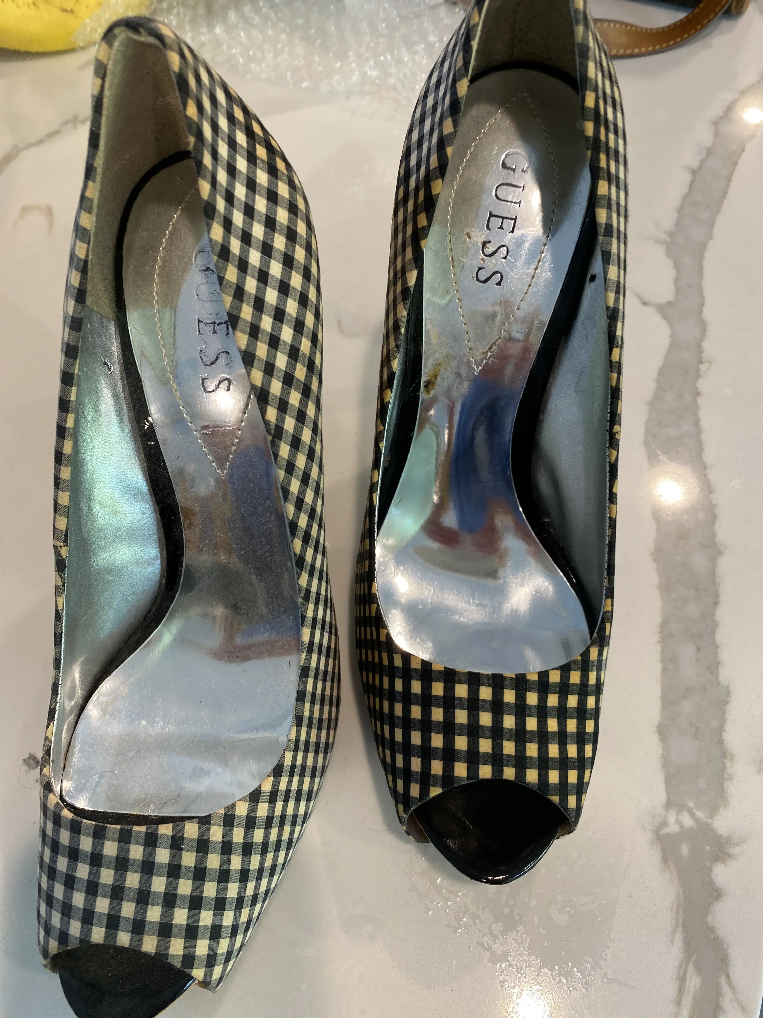 Huntington Cleaners - Image 9