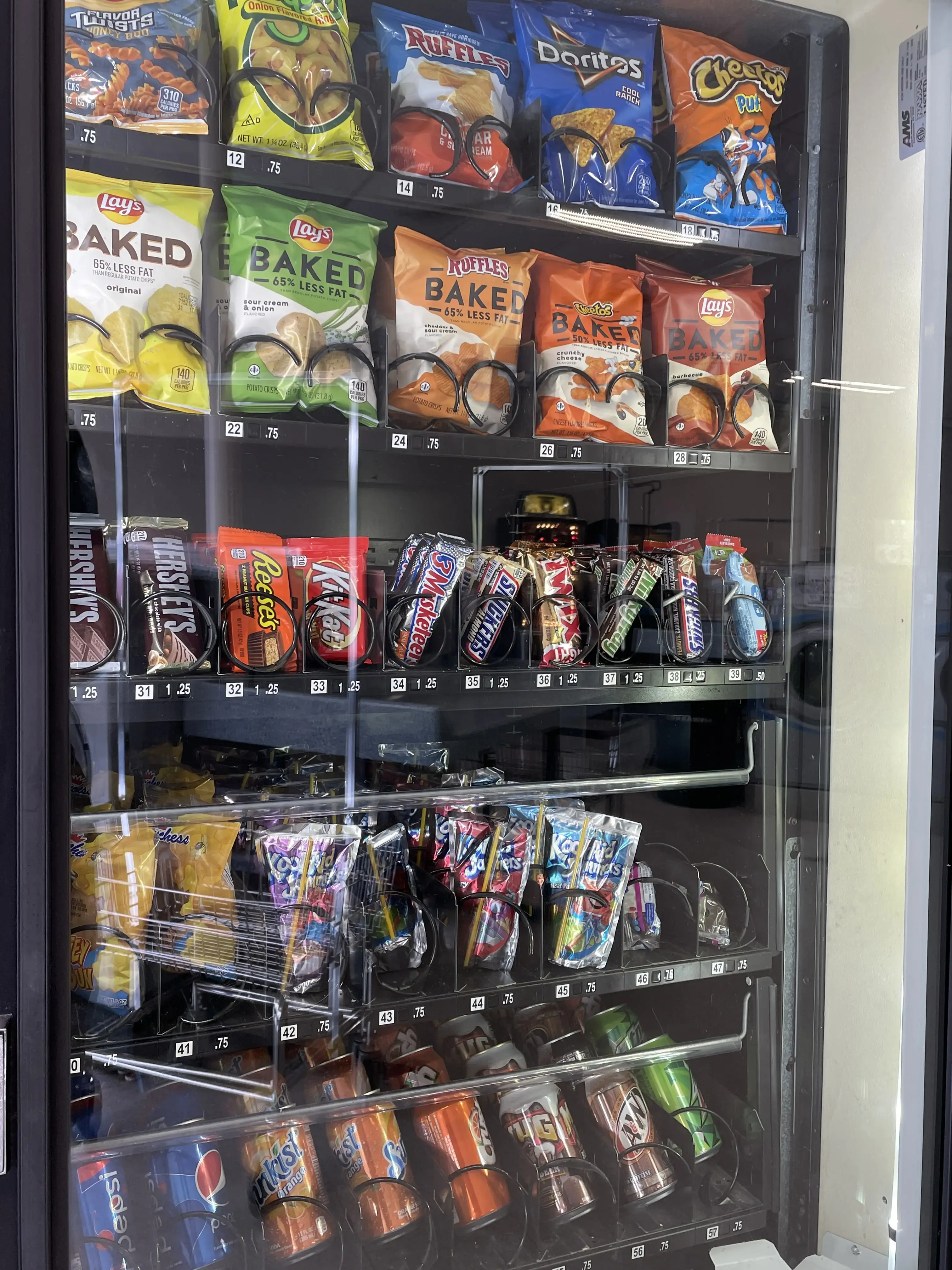 Huron Lakeshore Laundry thumbnail 8