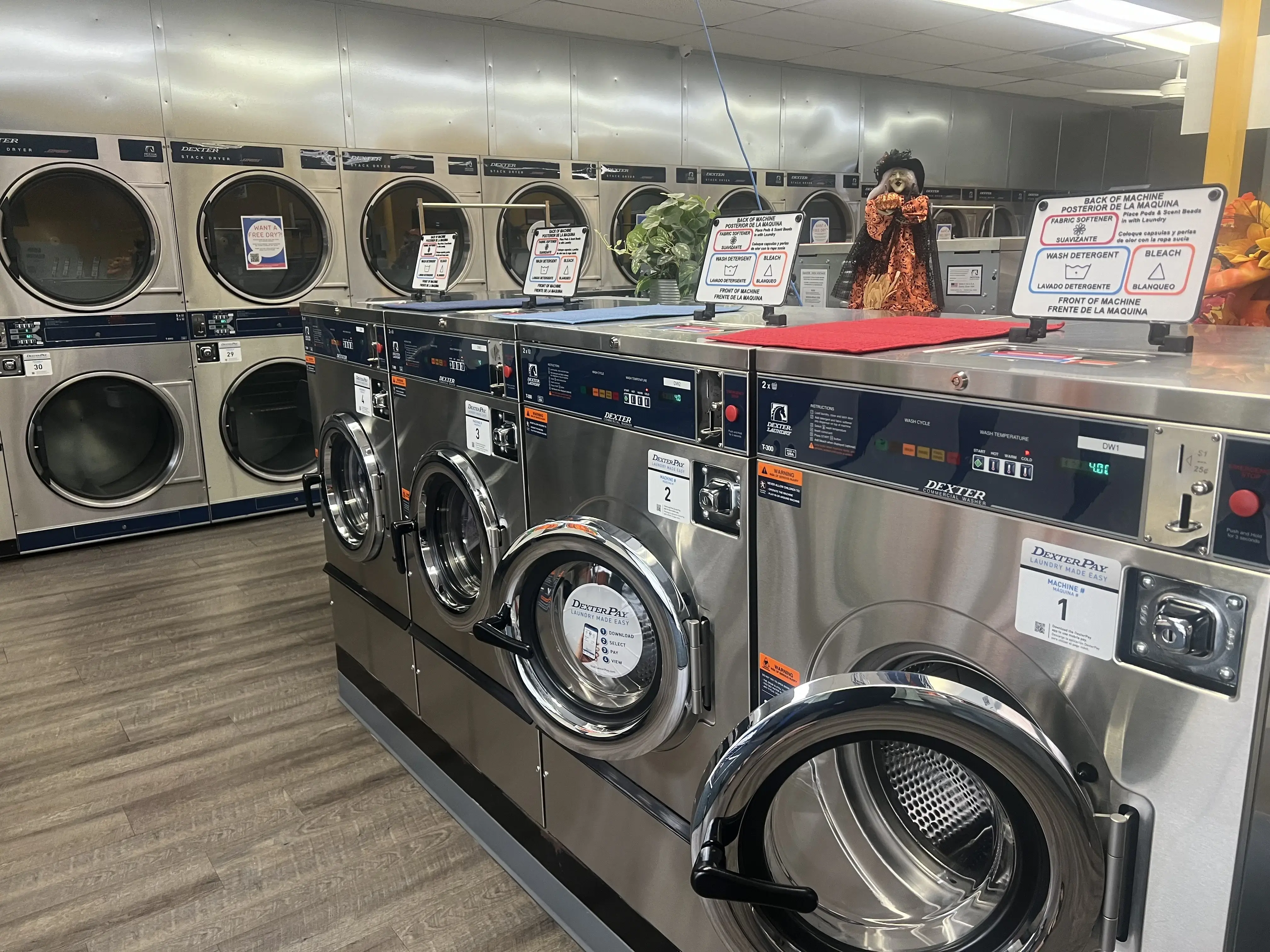 Hurricane Laundromat & Storage - Image 1