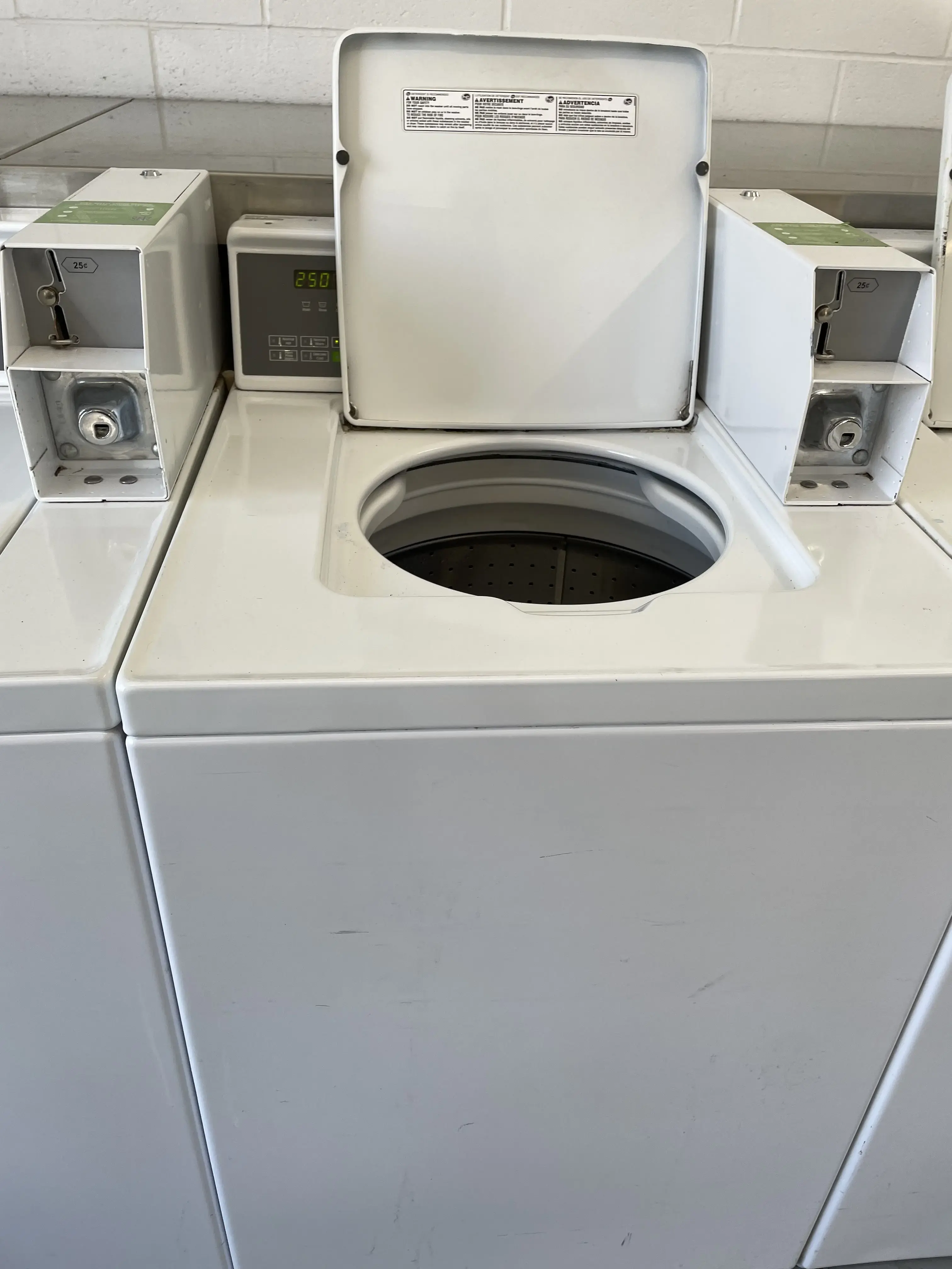 Hwy 30 Laundromat location