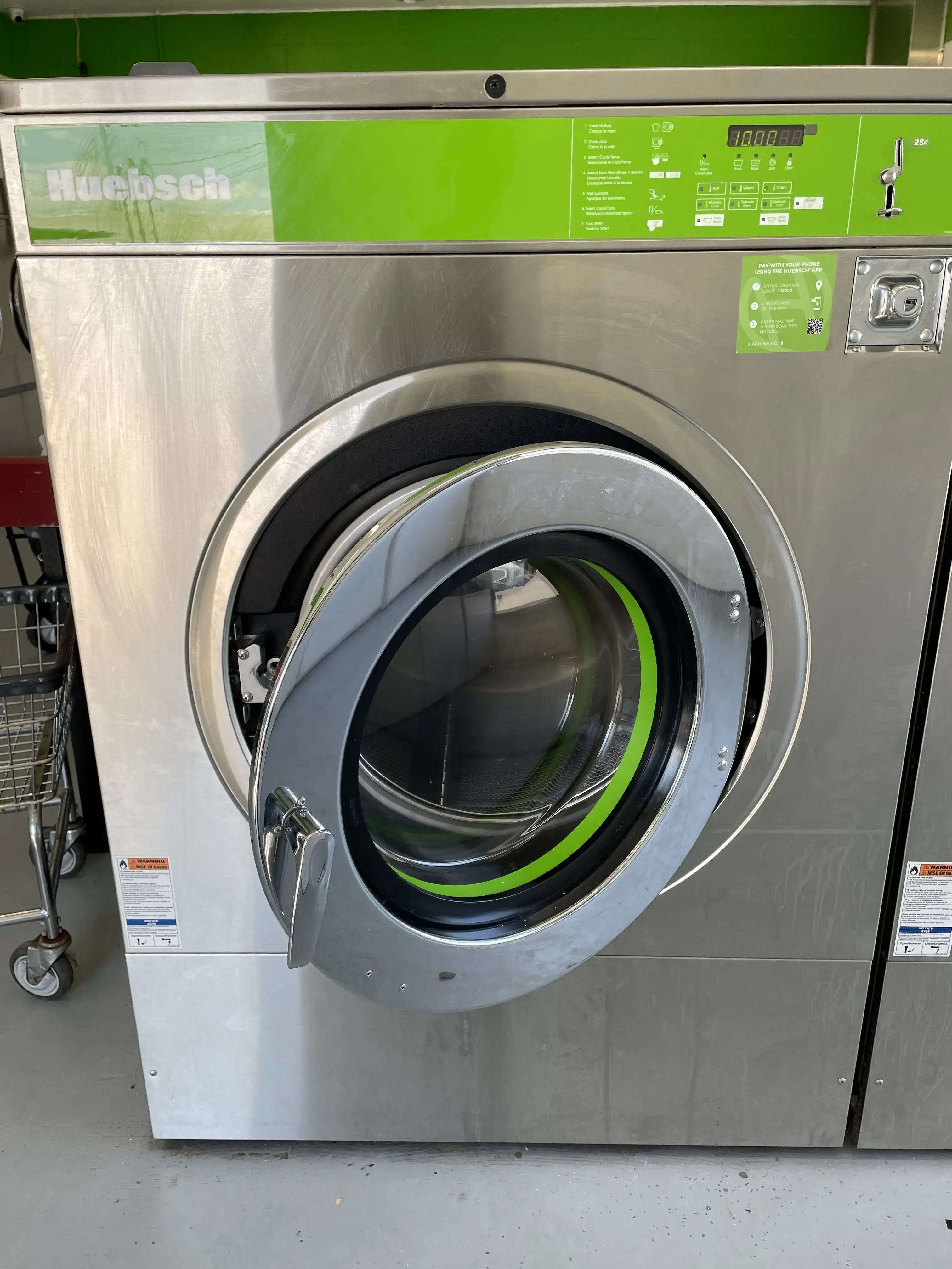 Hwy 30 Laundromat thumbnail 3