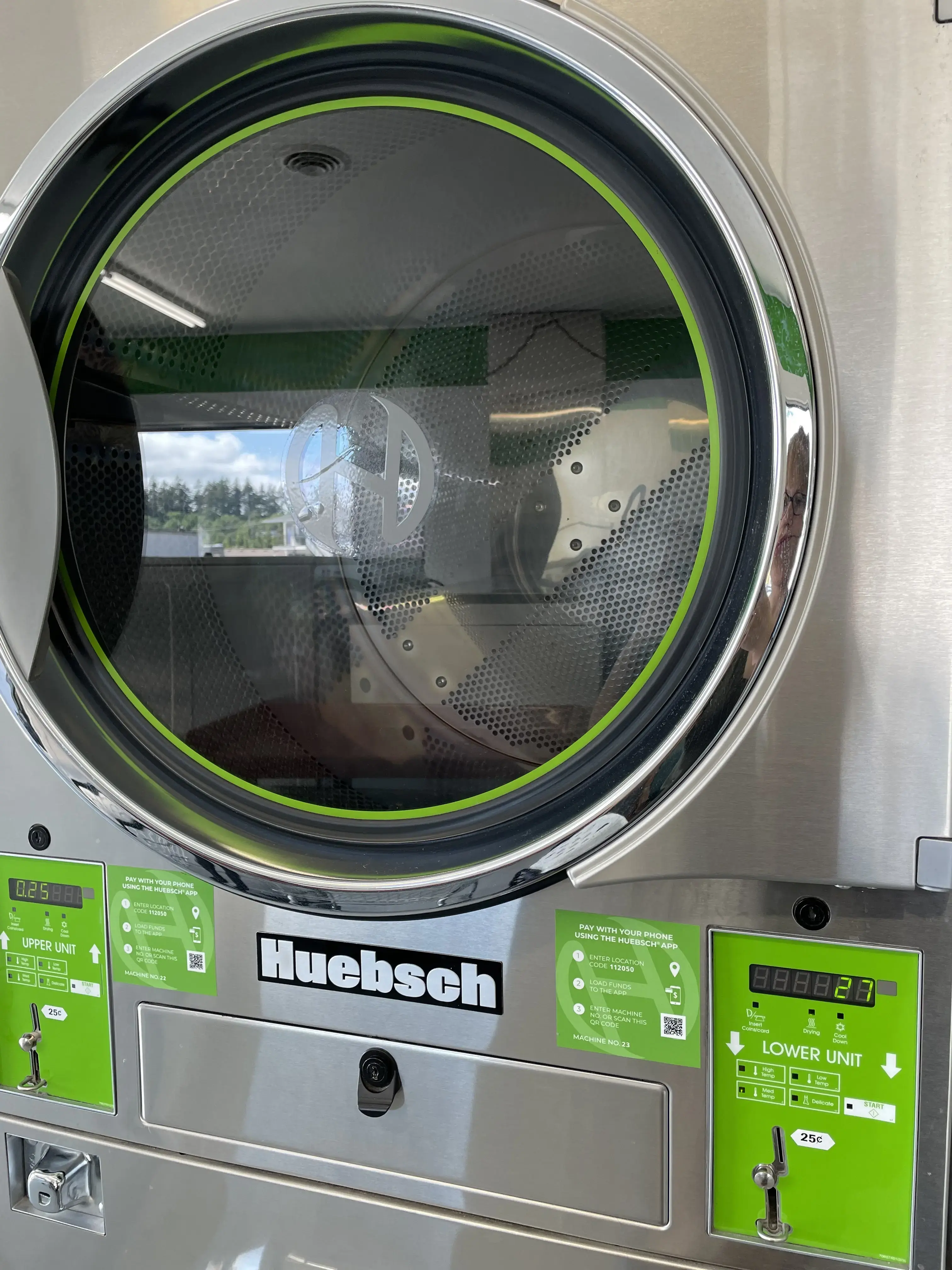 Hwy 30 Laundromat thumbnail 2