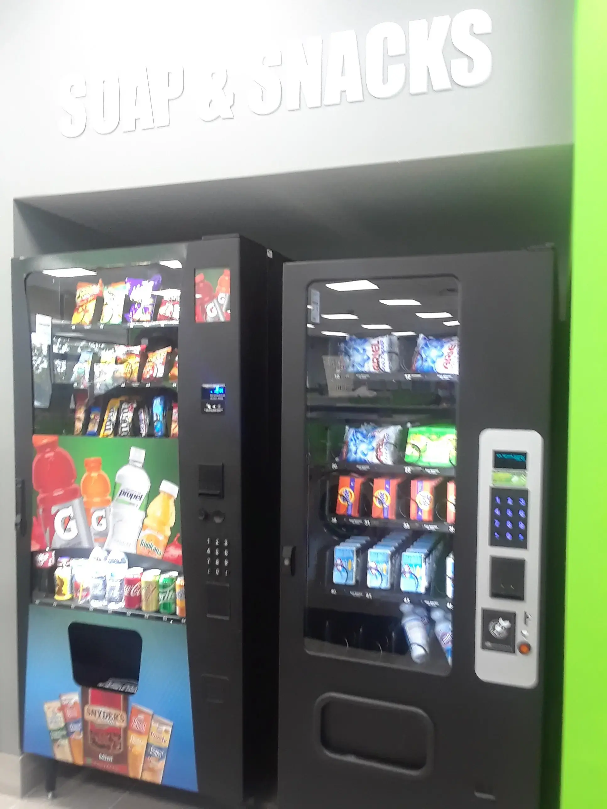 IClean Washateria thumbnail 13