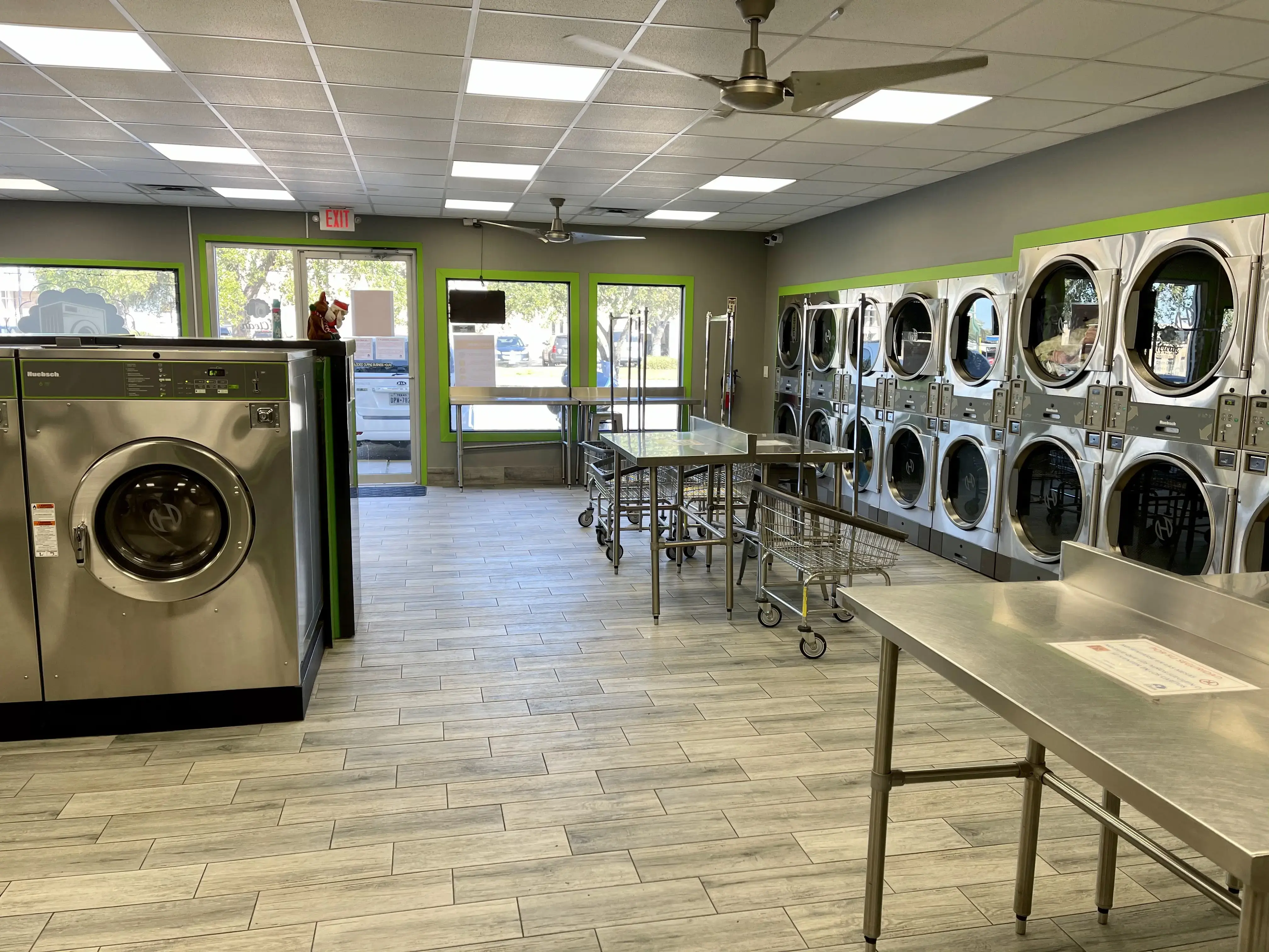 iClean Washateria - Image 1