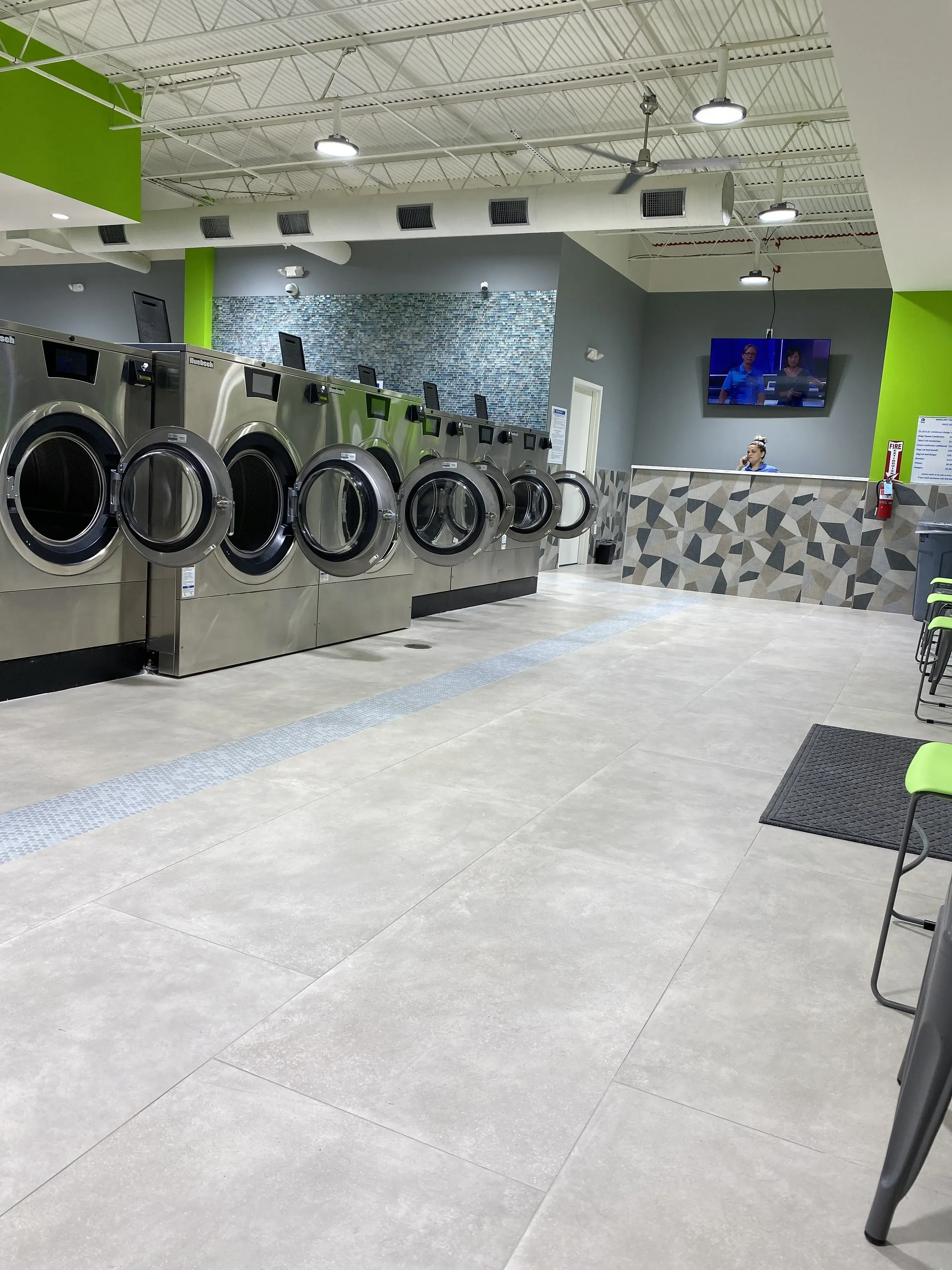 IClean Washateria thumbnail 8