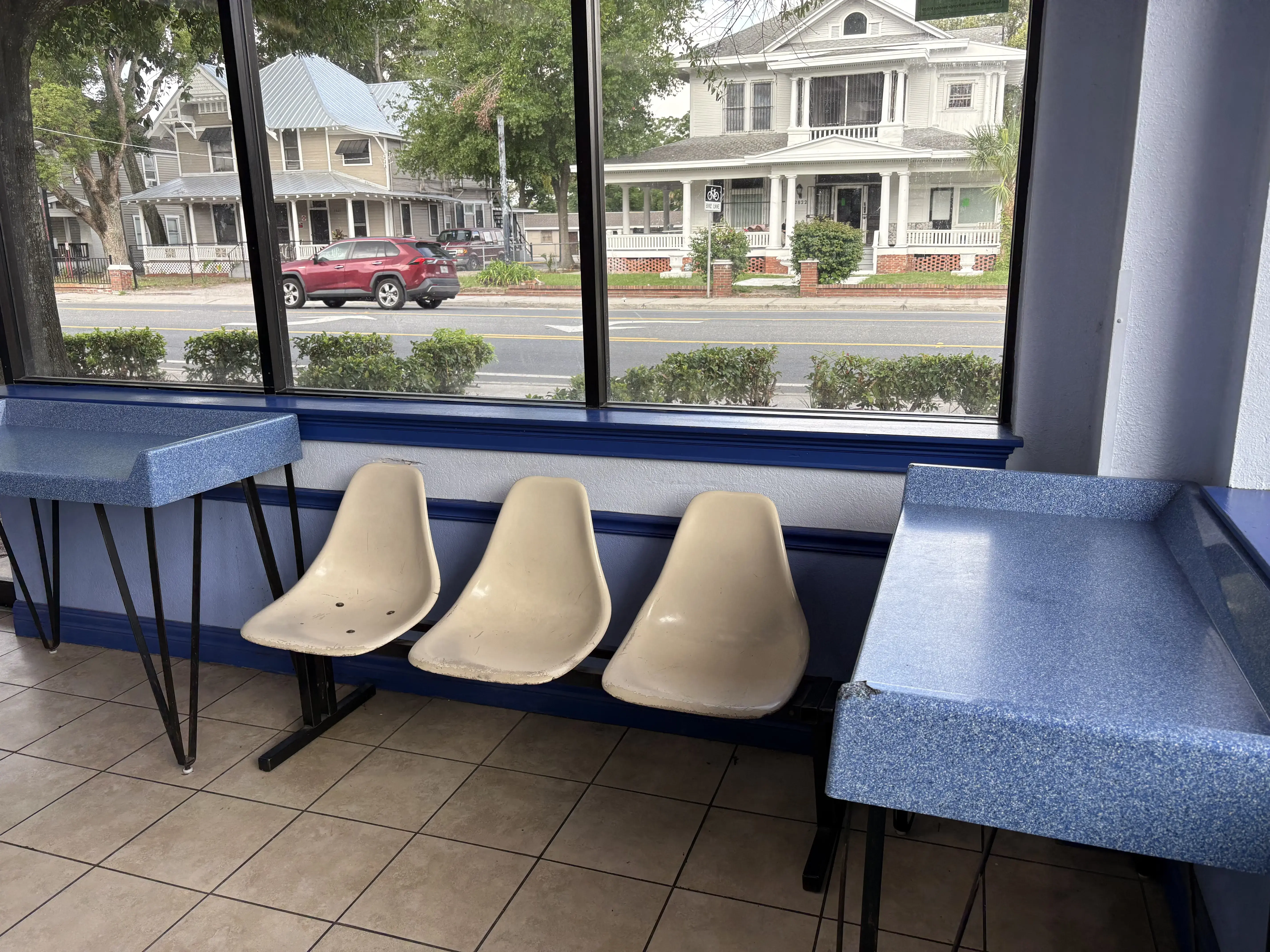 Ideal Coin Laundromat - Image 5