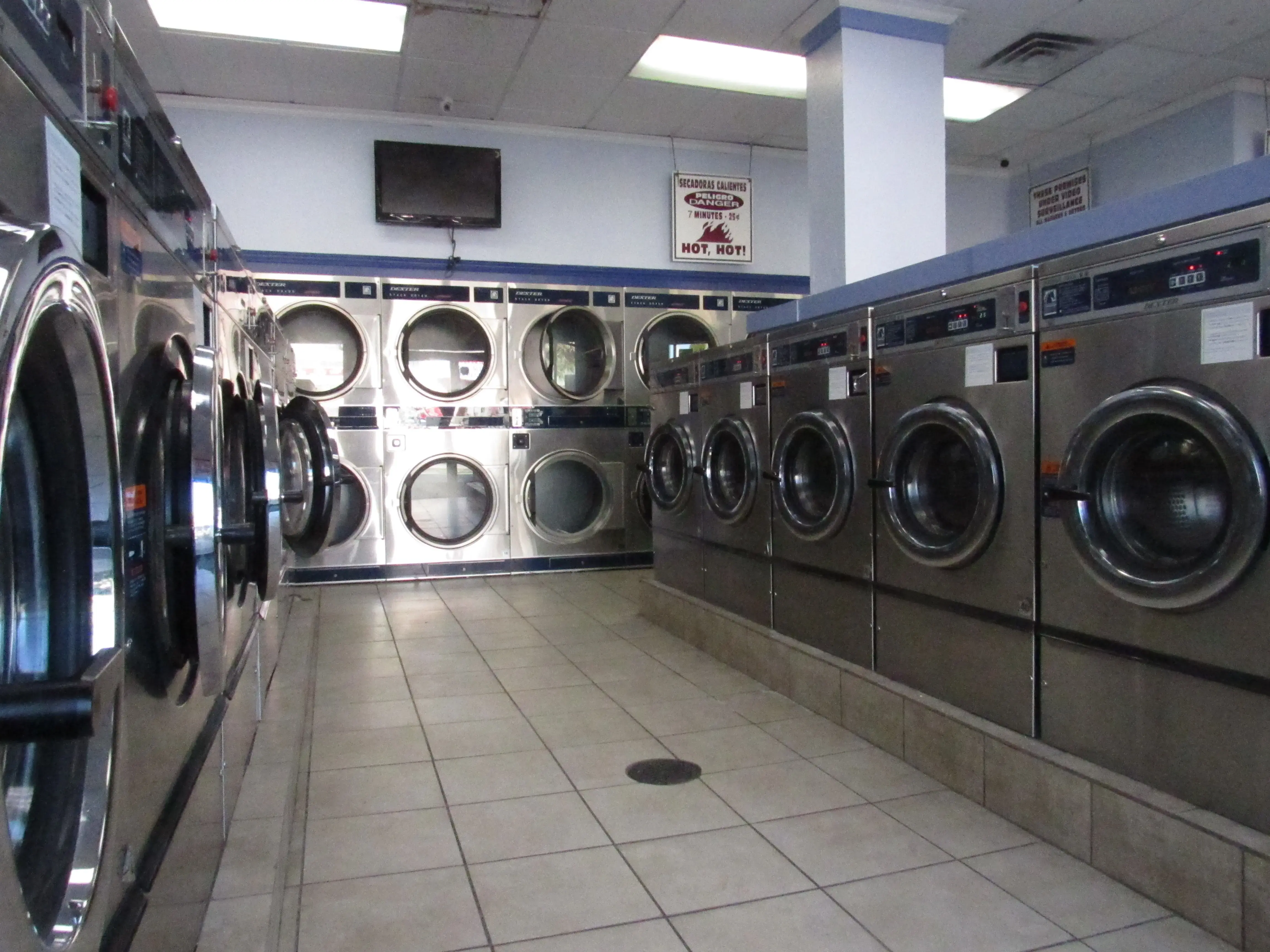 Ideal Coin Laundromat thumbnail 11