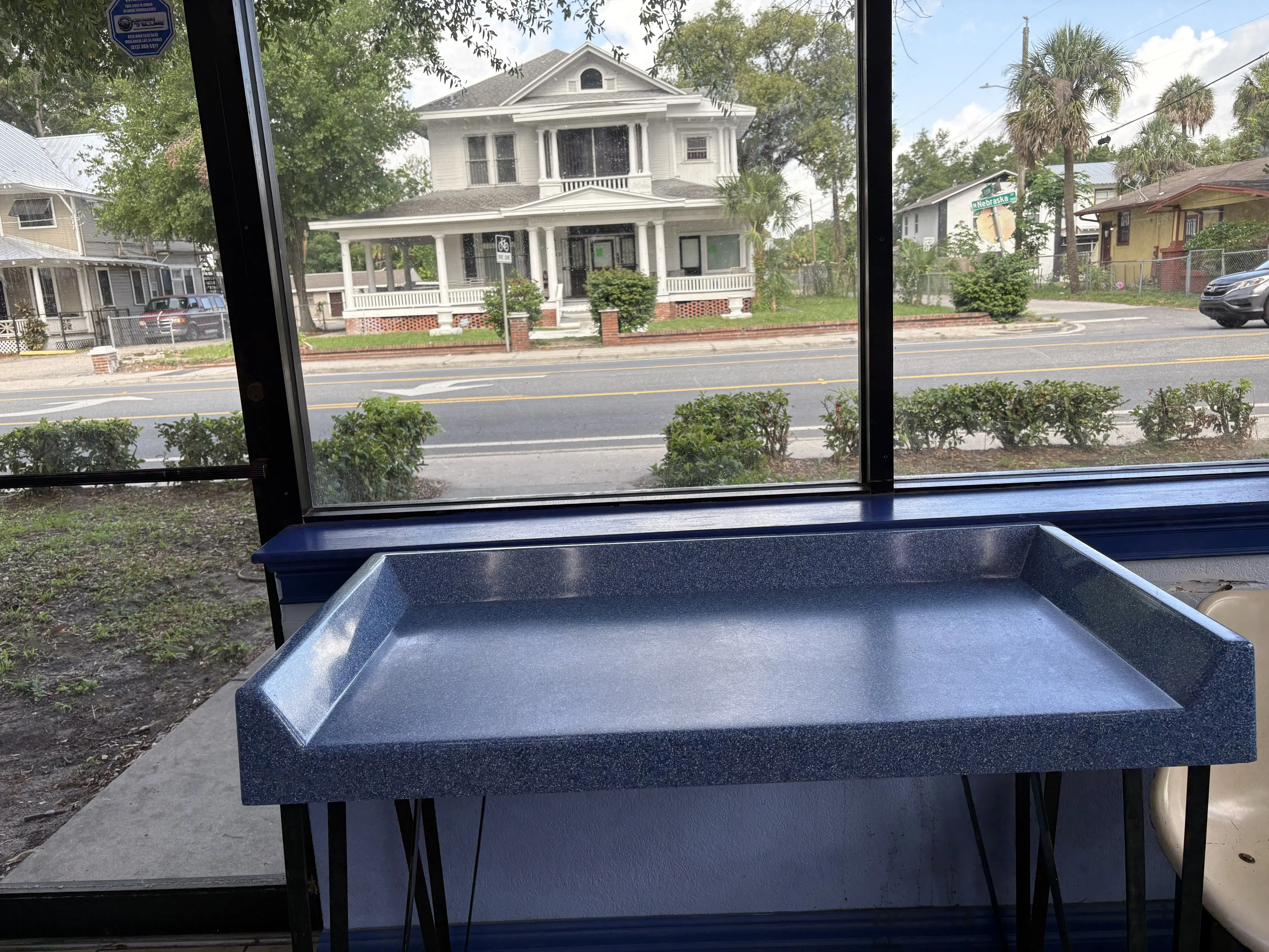 Ideal Coin Laundromat location