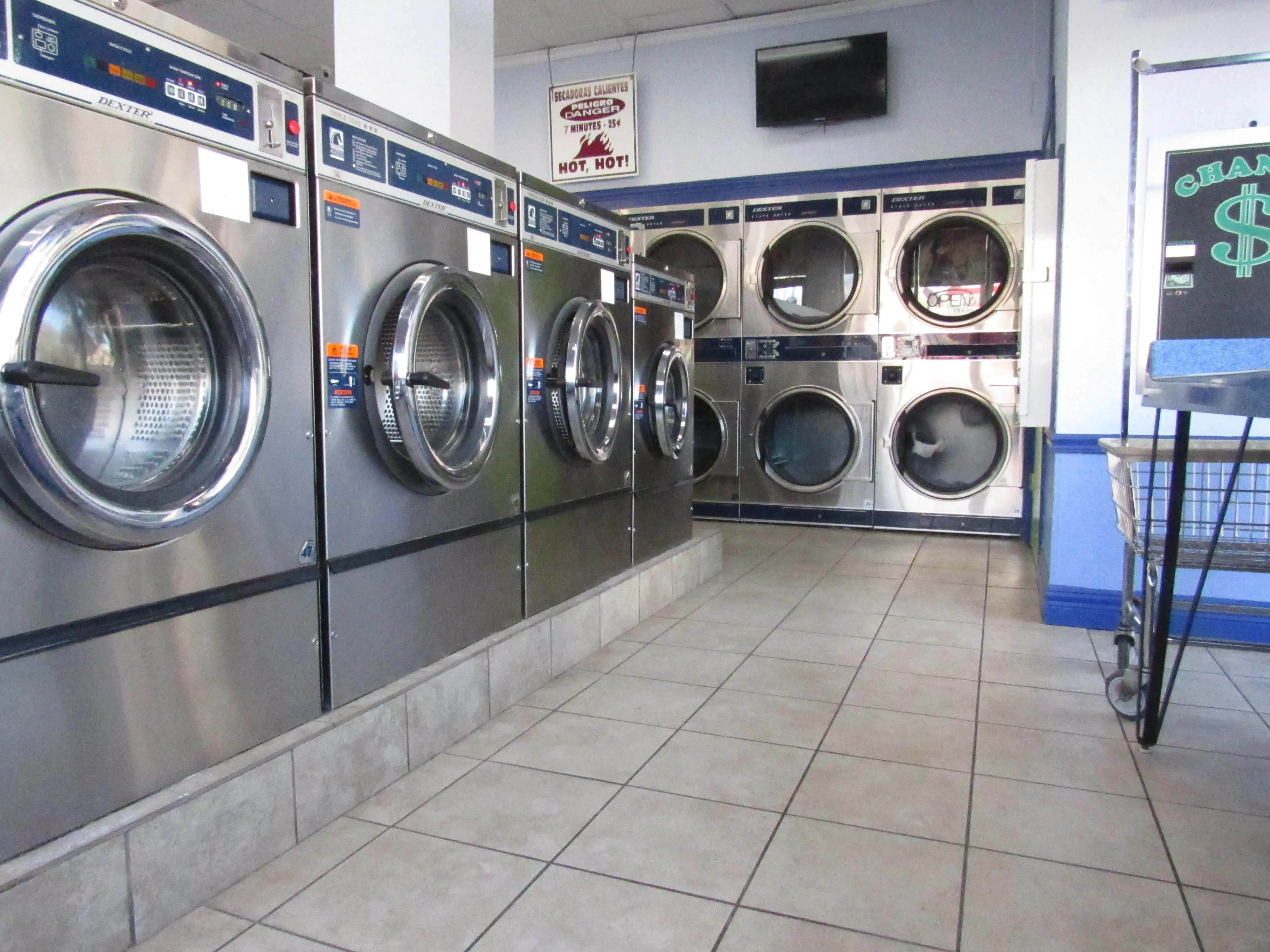 Ideal Coin Laundromat thumbnail 12