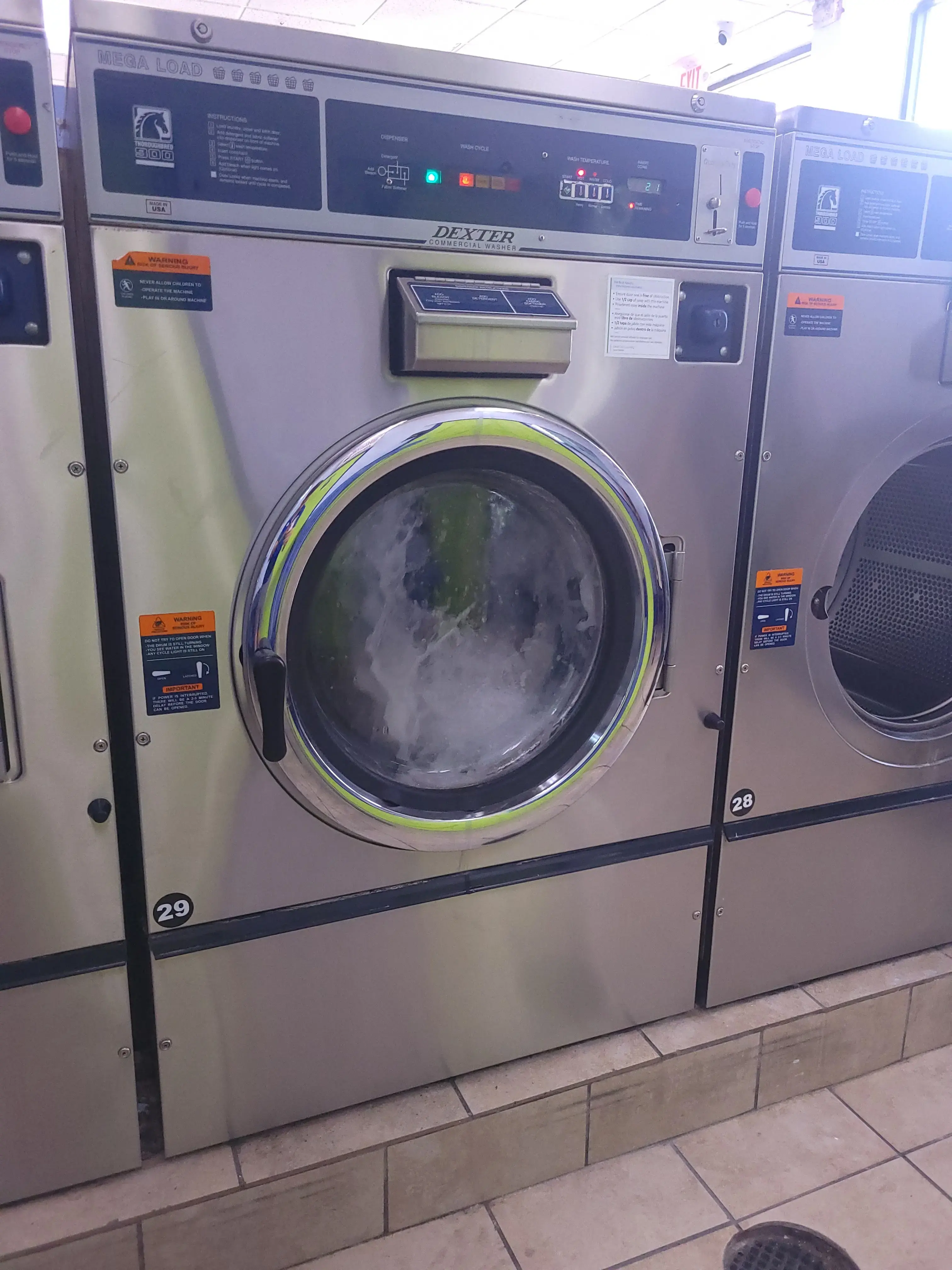 Ideal Coin Laundromat - Image 16