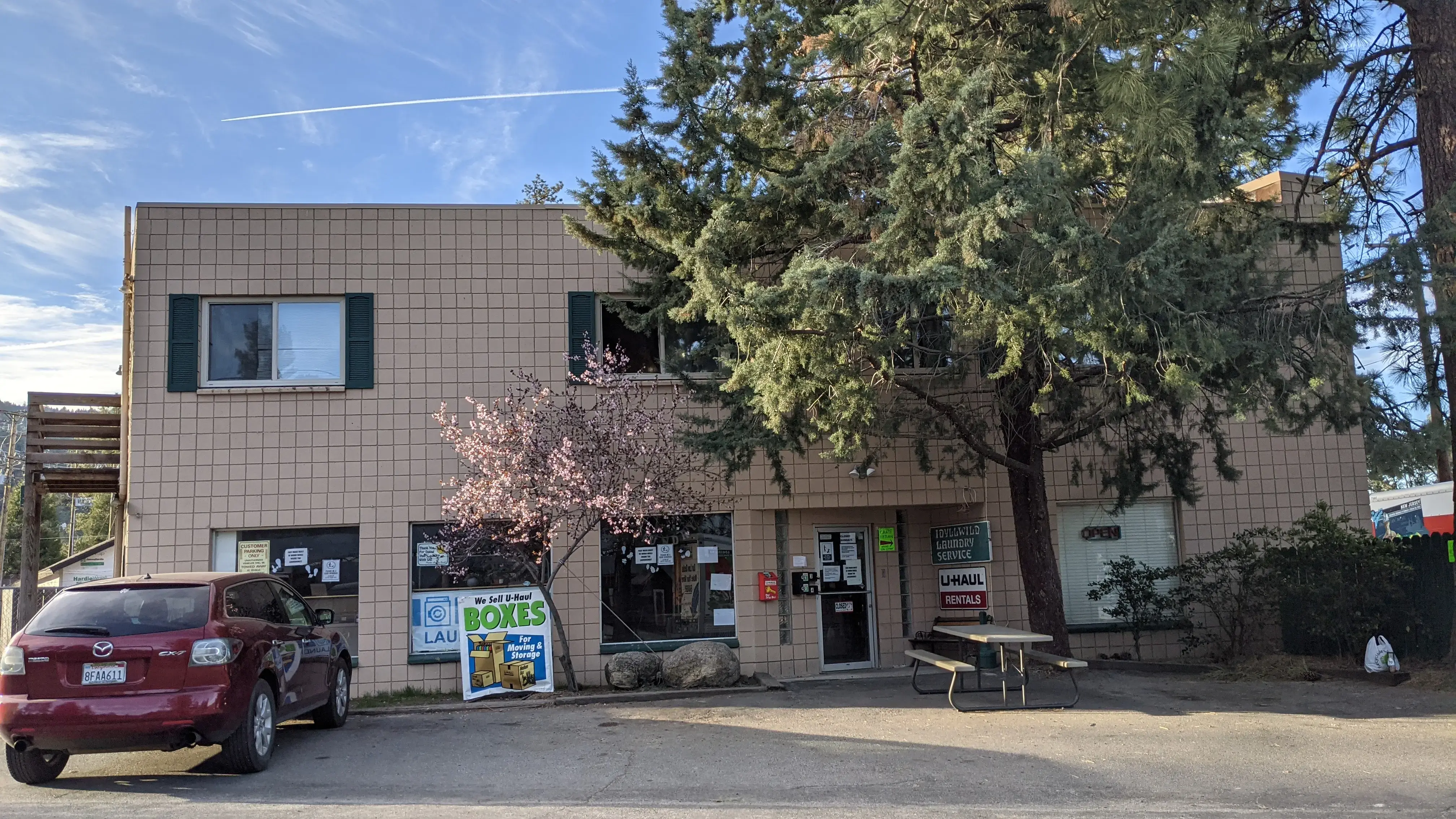 Idyllwild Laundry Service - Image 3