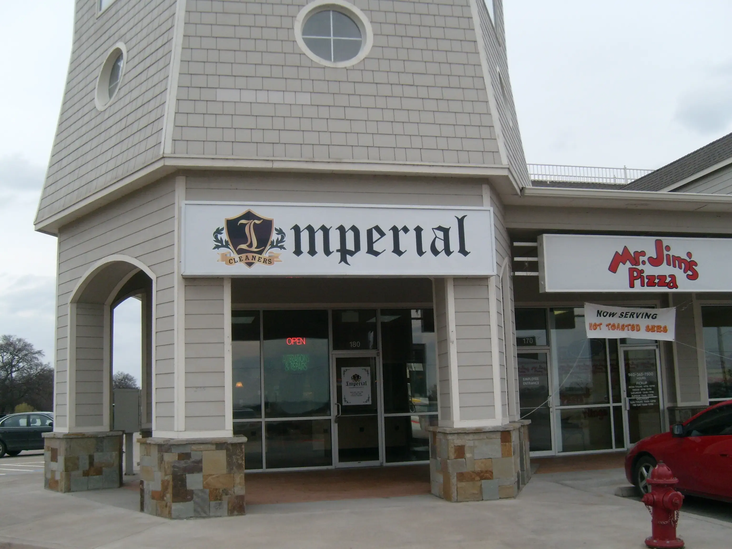 Imperial Cleaners & Tailor location