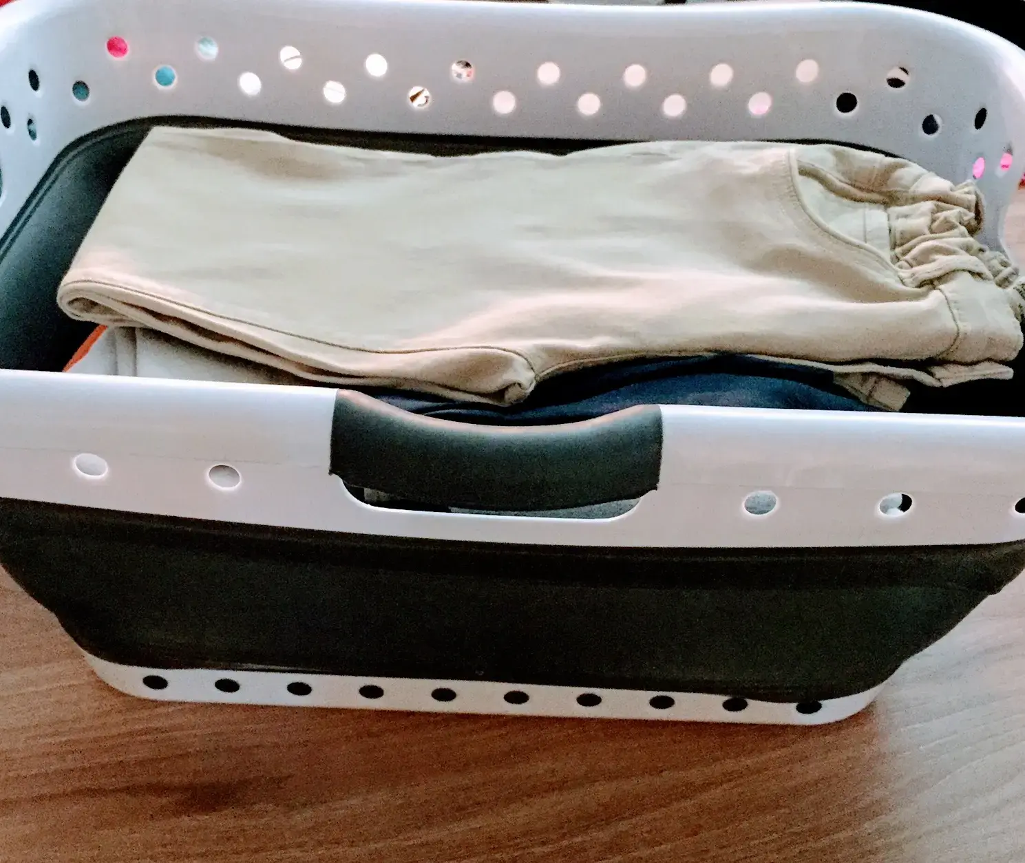 Impressive Laundry Ironing & Area Rug Cleaning Services thumbnail 12