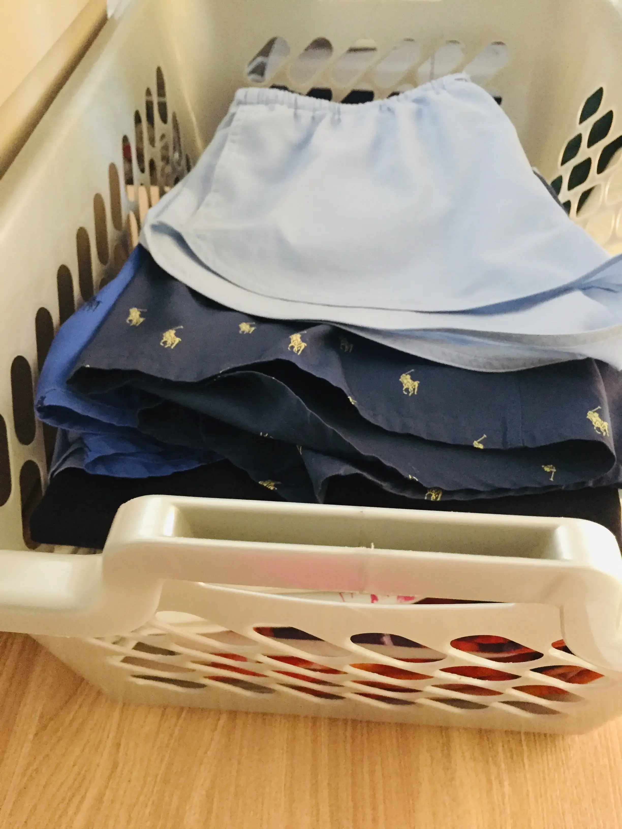 Impressive Laundry Ironing & Area Rug Cleaning Services - Image 20